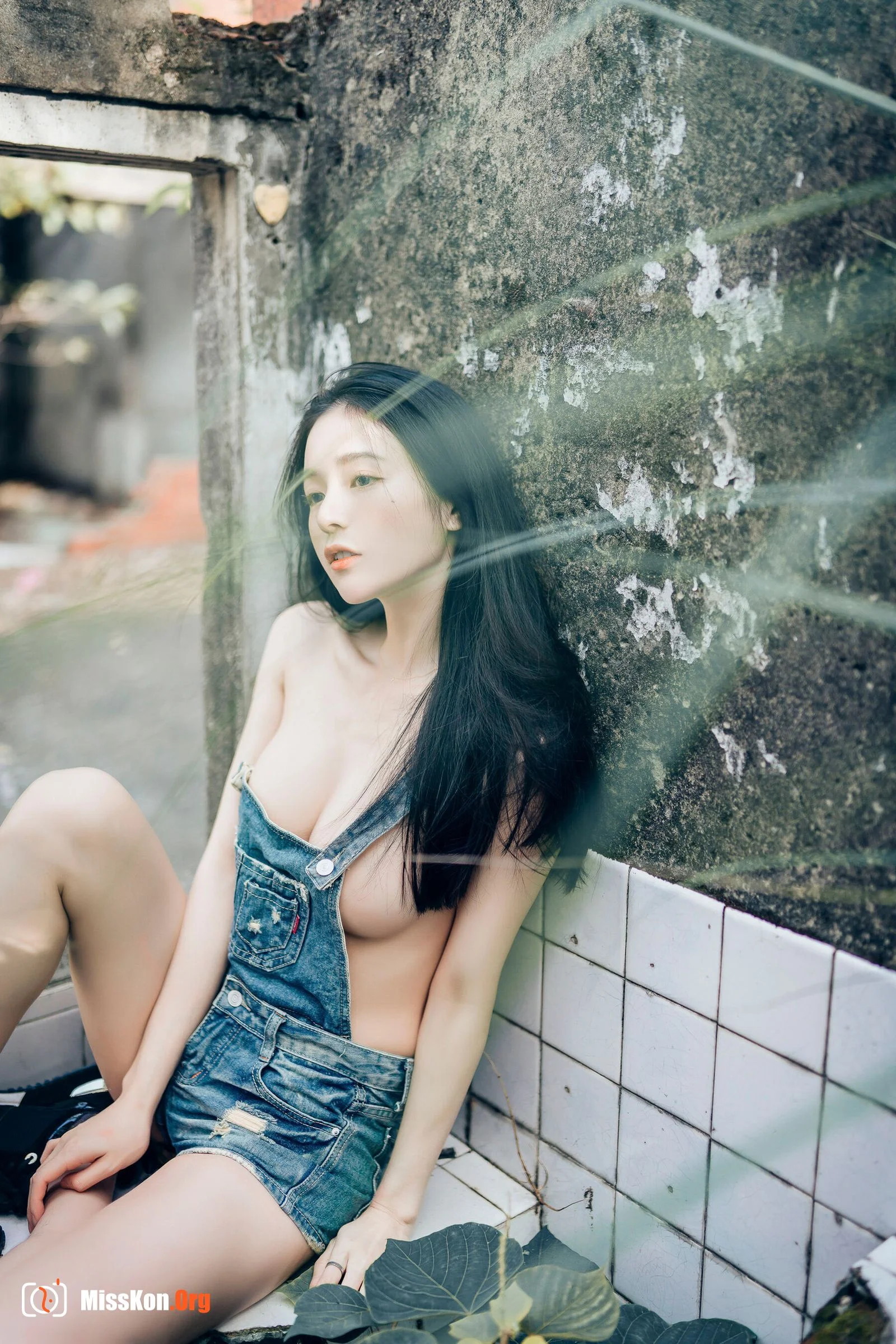 Chen Chen: Single 5 - Photo 69