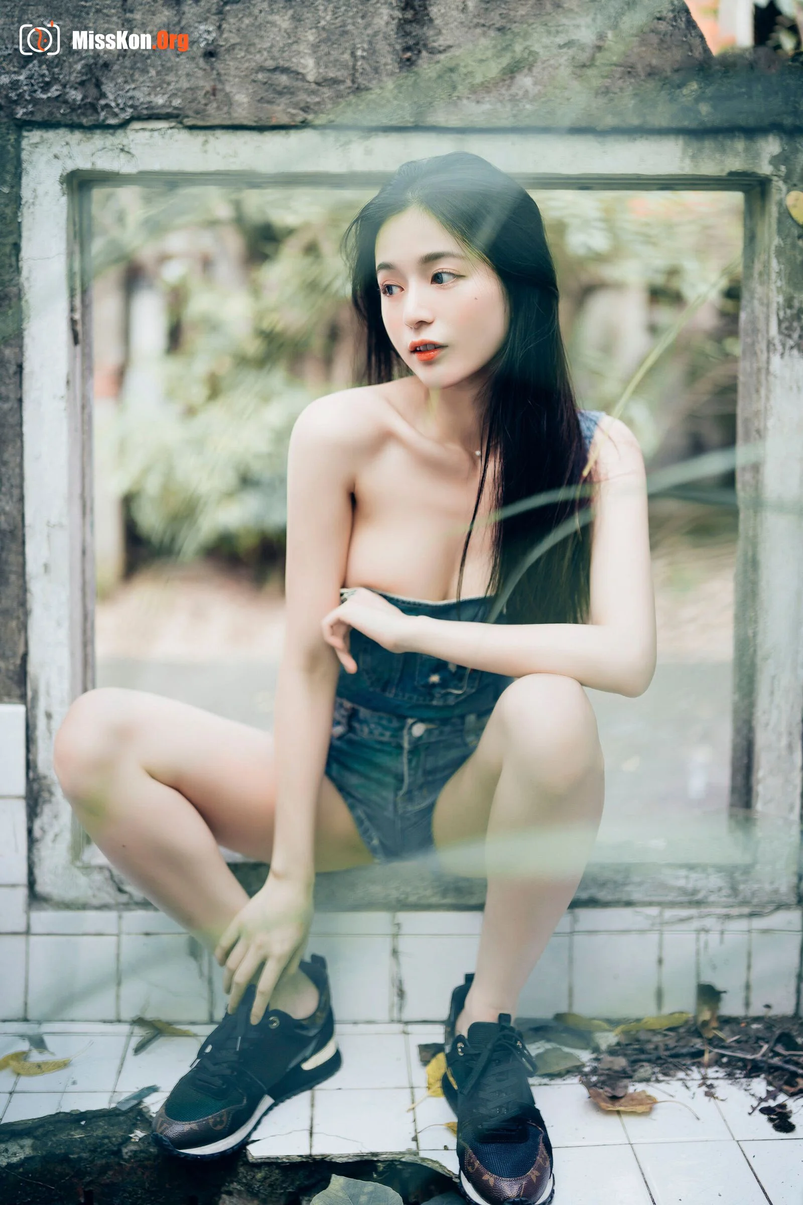Chen Chen: Single 5 - Photo 70