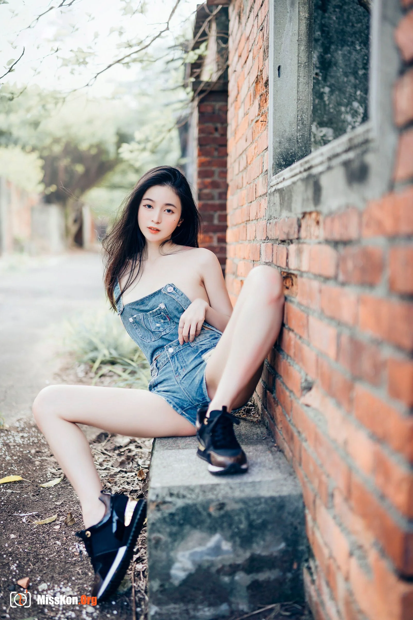 Chen Chen: Single 5 - Photo 74