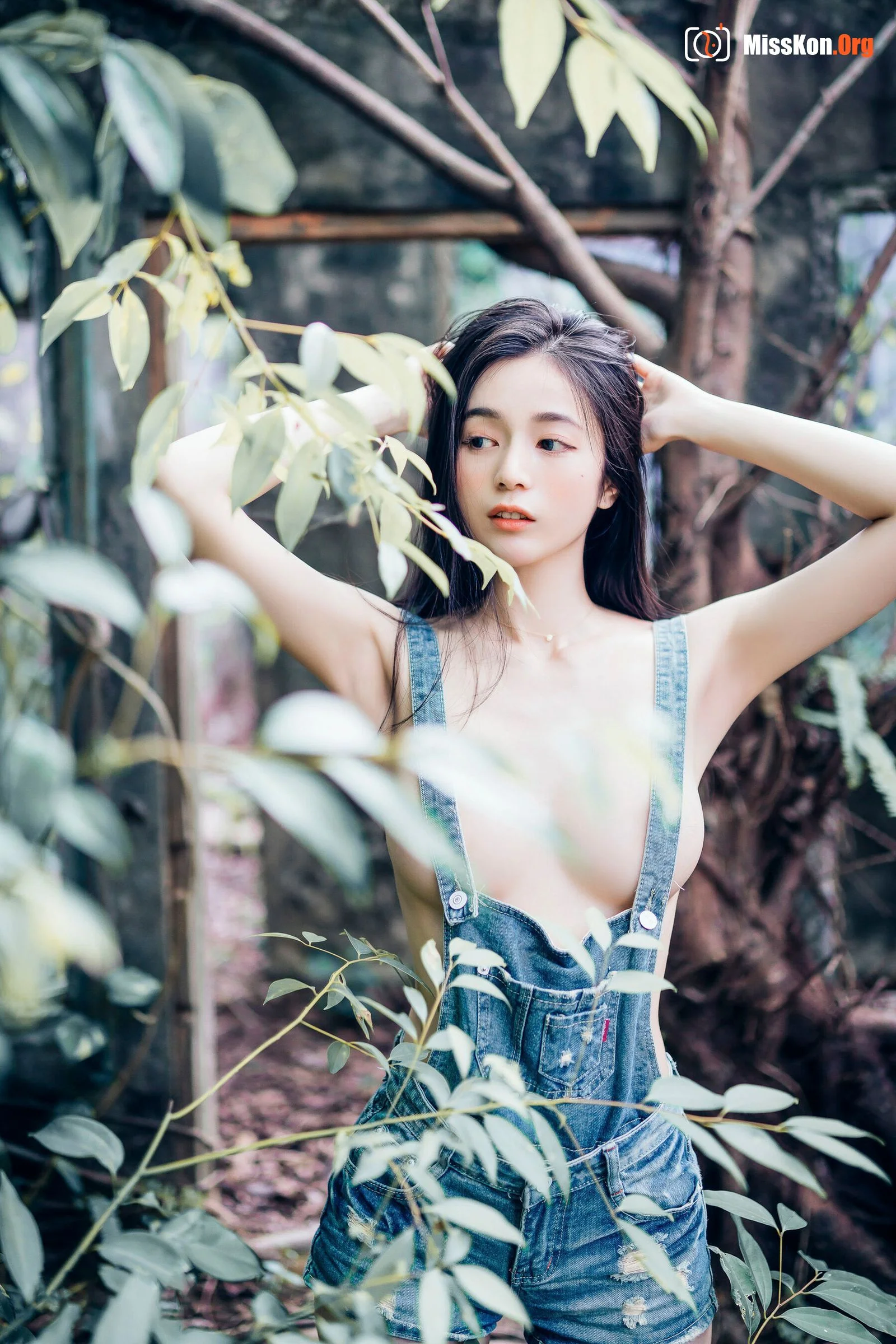 Chen Chen: Single 5 - Photo 88