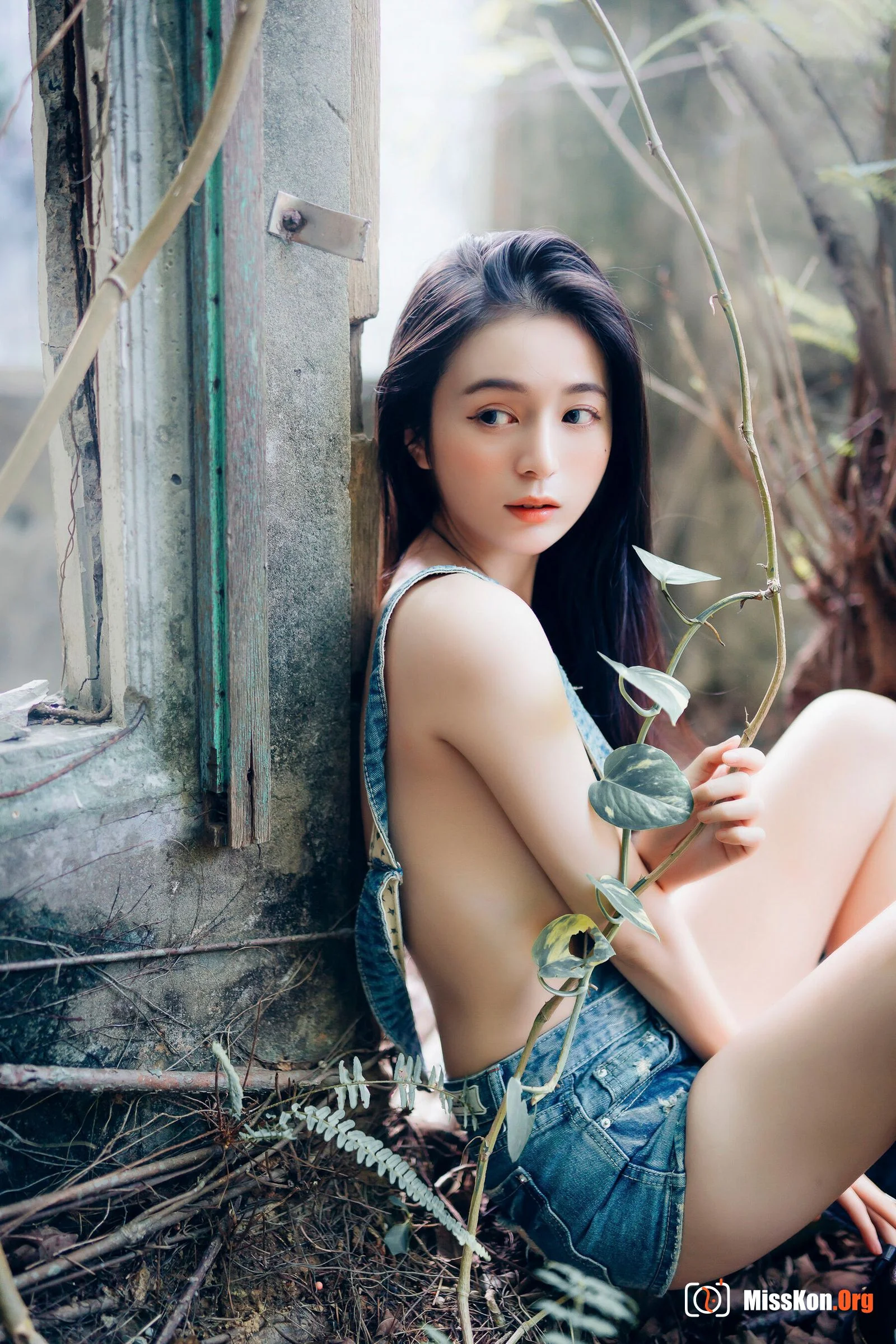 Chen Chen: Single 5 - Photo 89