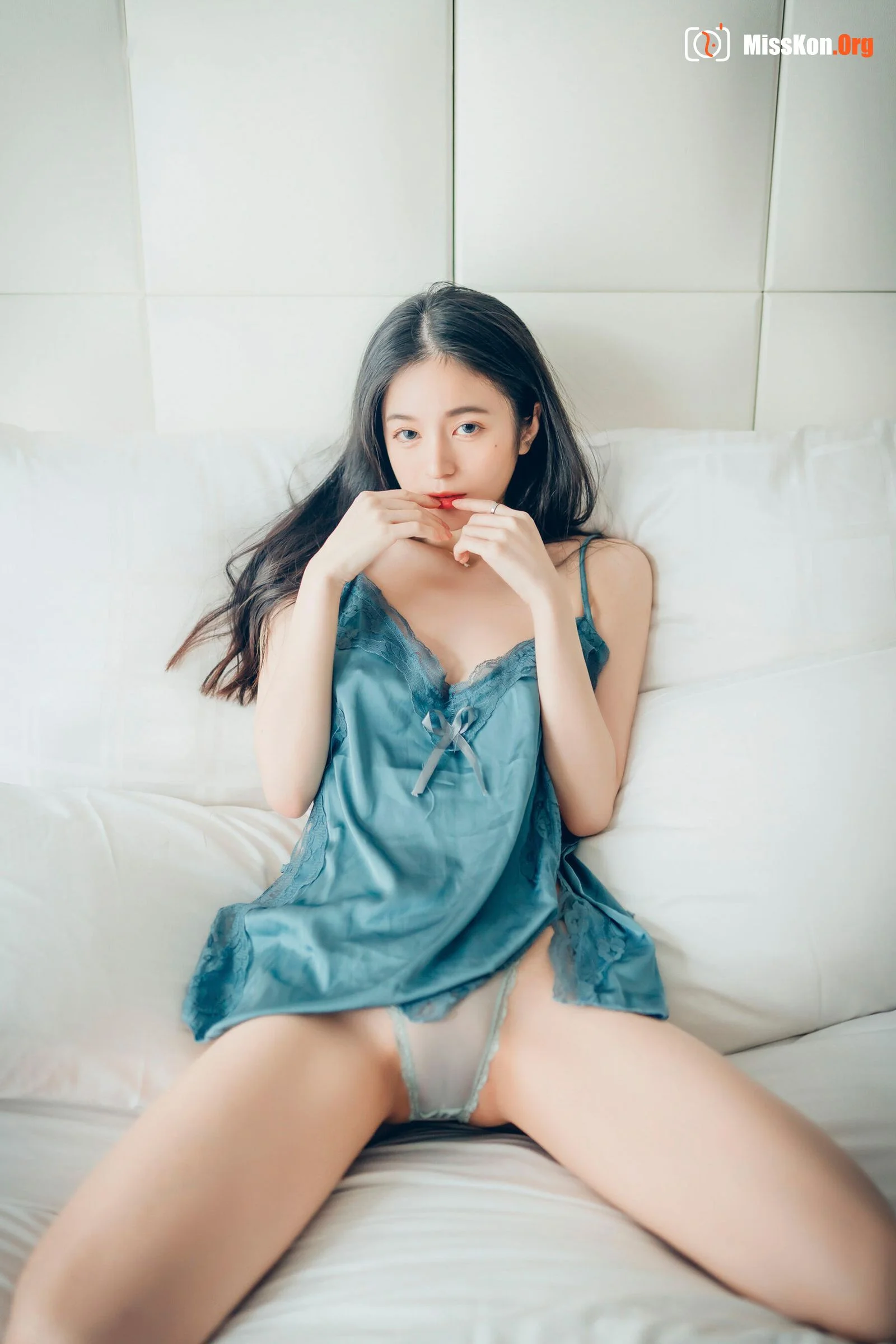 Chen Chen: Single 6 - Photo 102