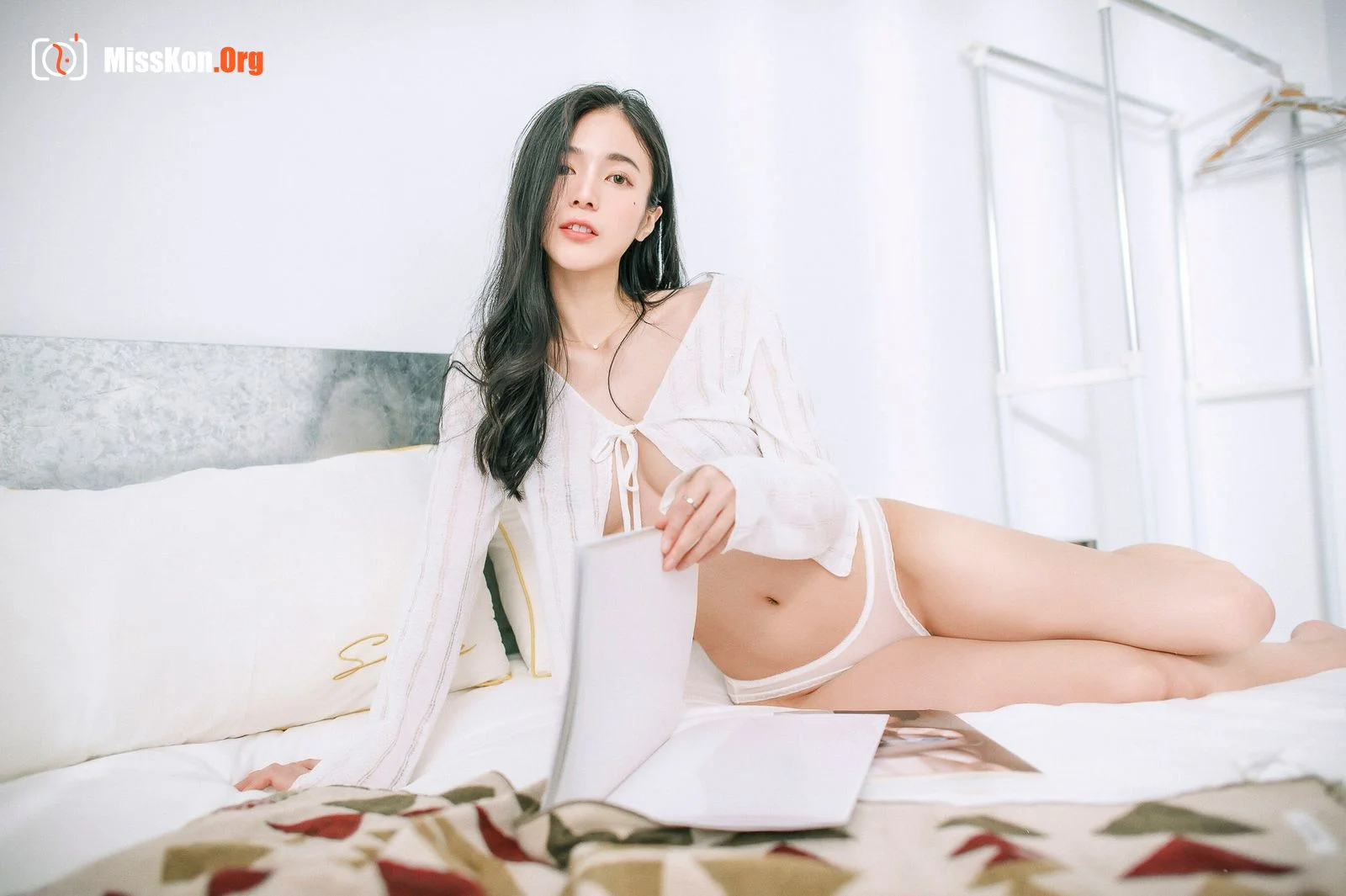 Chen Chen: Single 7 - Photo 3