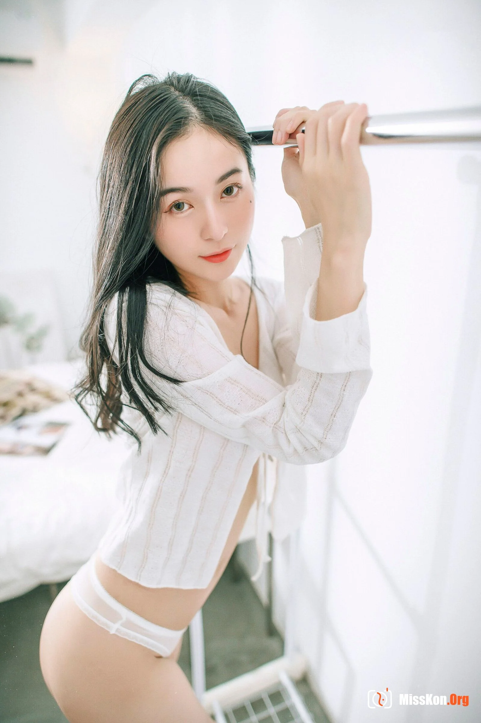 Chen Chen: Single 7 - Photo 4