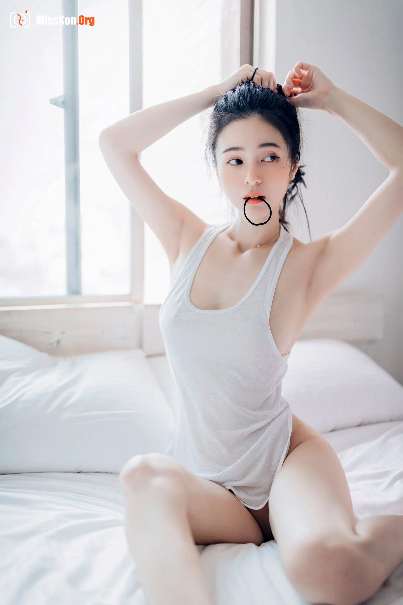 Chen Chen: Single 8 - Photo 106