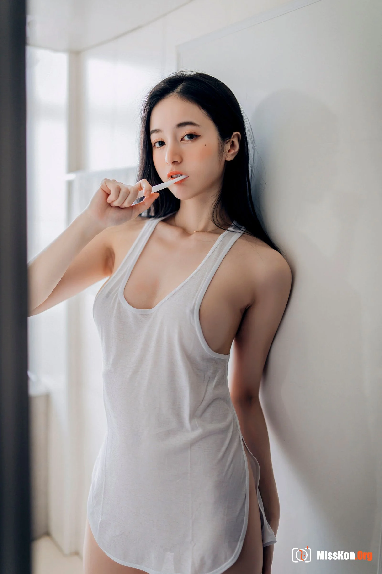Chen Chen: Single 8 - Photo 125