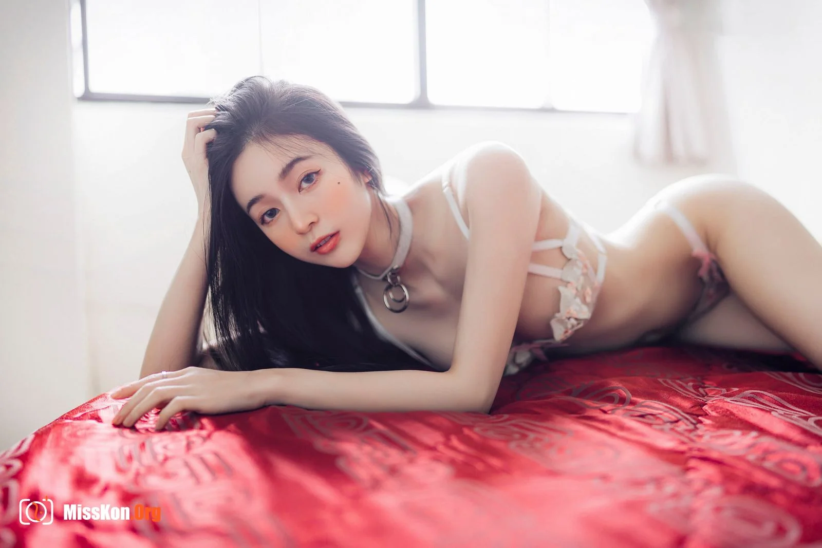 Chen Chen: Single 8 - Photo 13