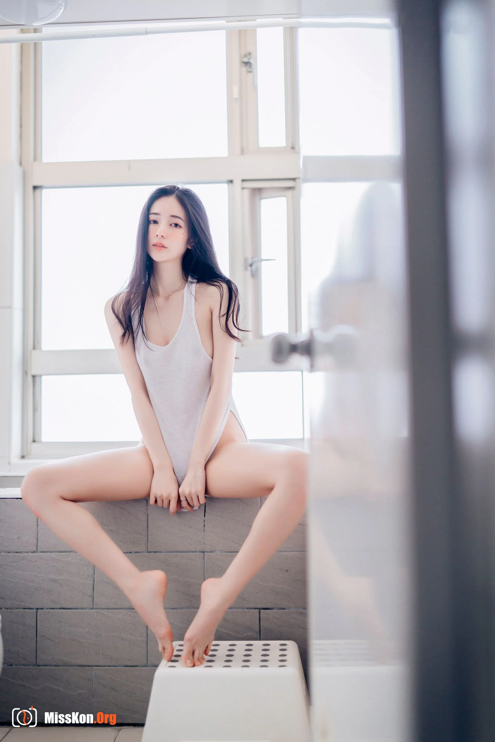 Chen Chen: Single 8 - Photo 135