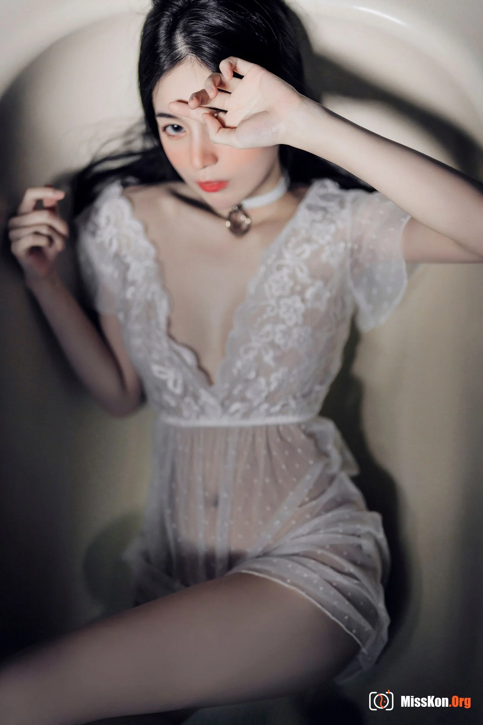 Chen Chen: Single 8 - Photo 29