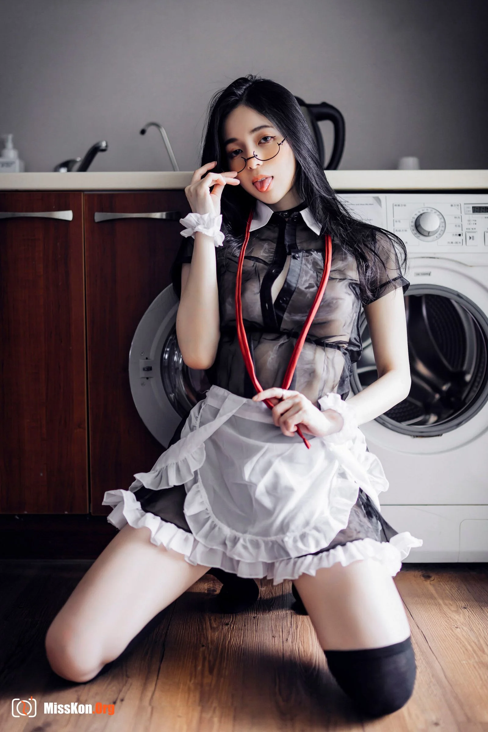Chen Chen: Single 8 - Photo 73
