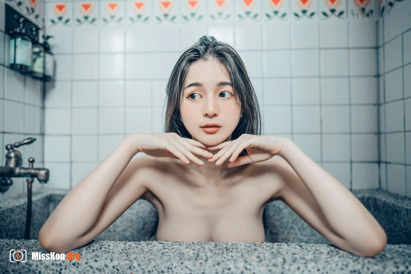 Chen Chen: Single 9 - Photo 14