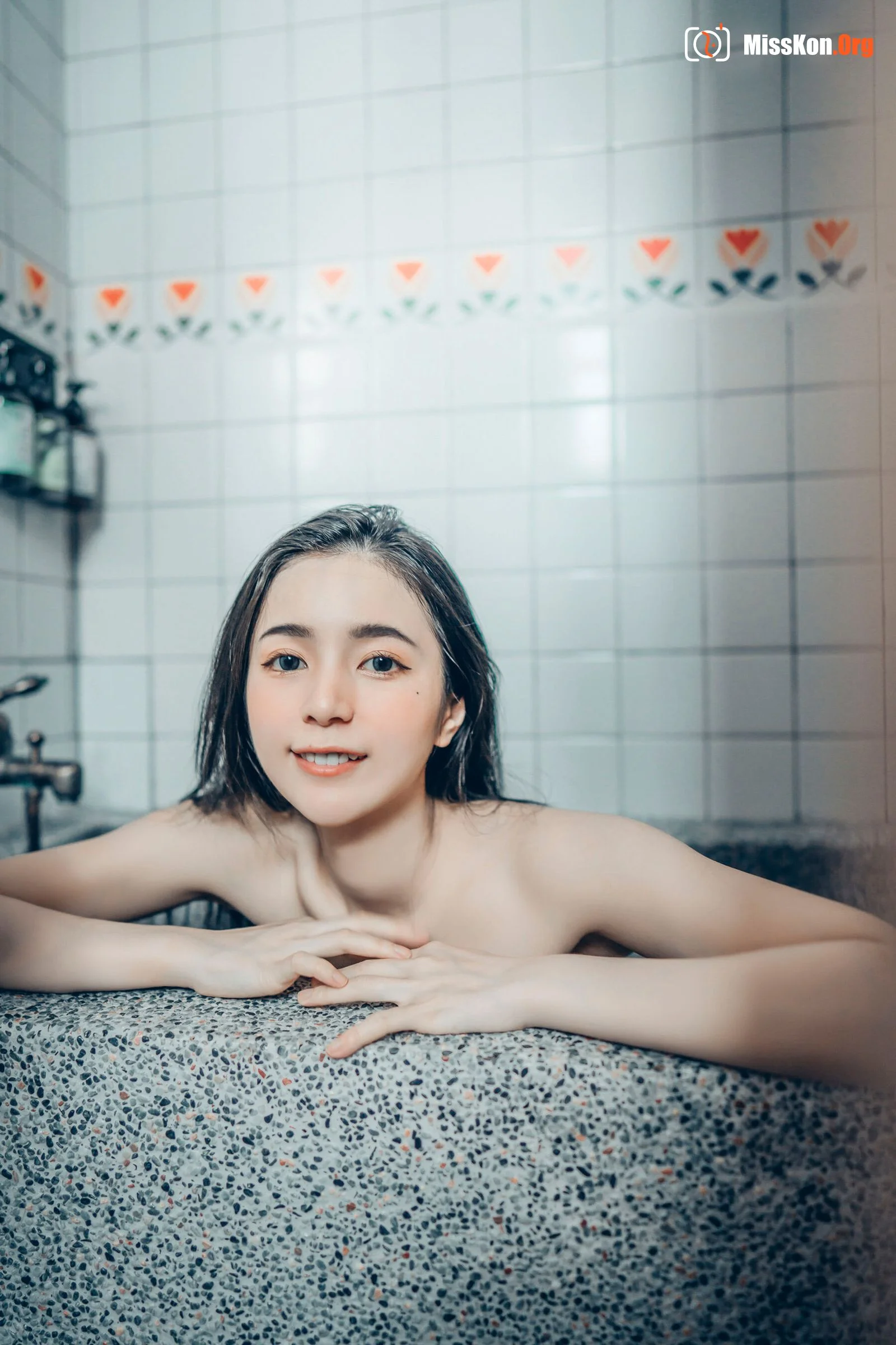 Chen Chen: Single 9 - Photo 16