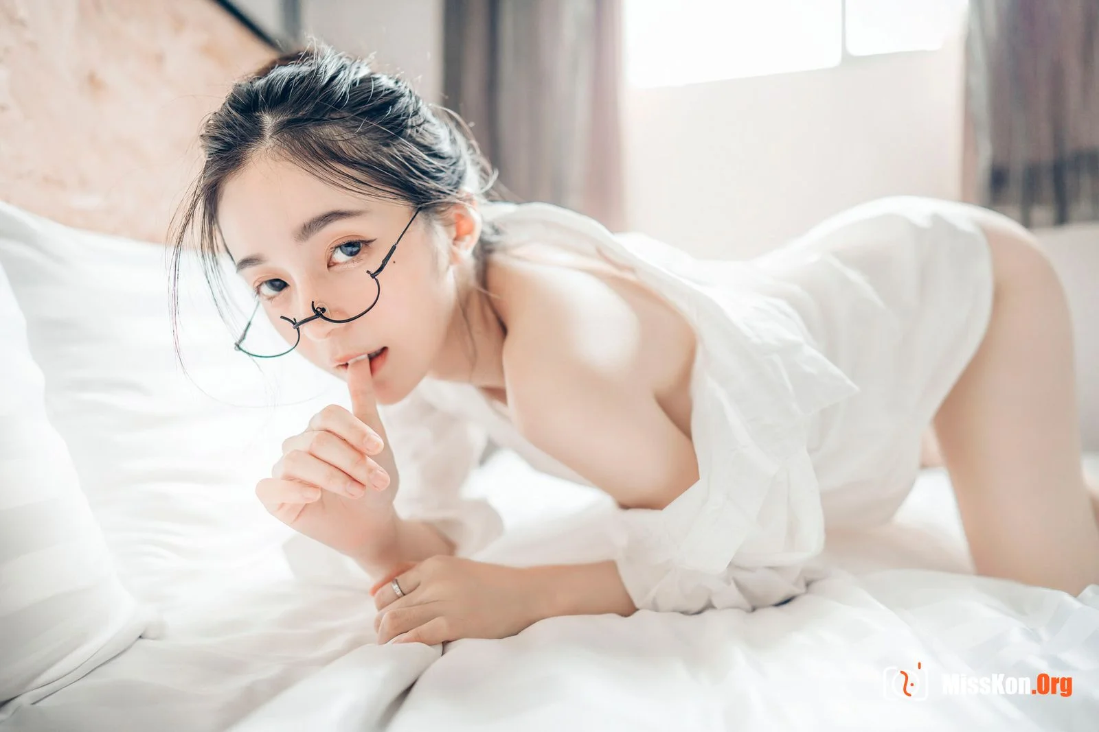 Chen Chen: Single 9 - Photo 66
