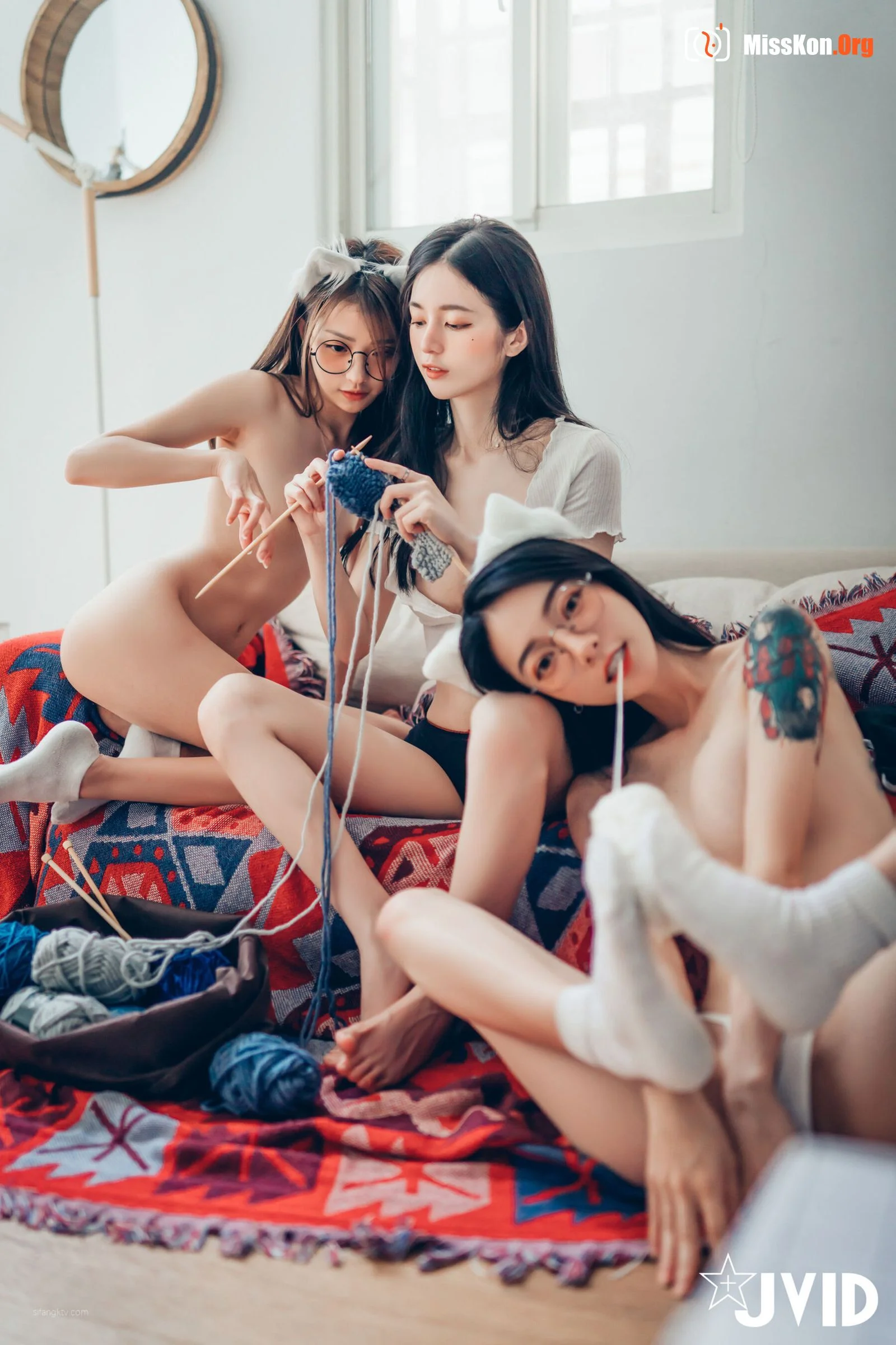 Chen Chen &  & Yan Yan: She and her two cats - Photo 19