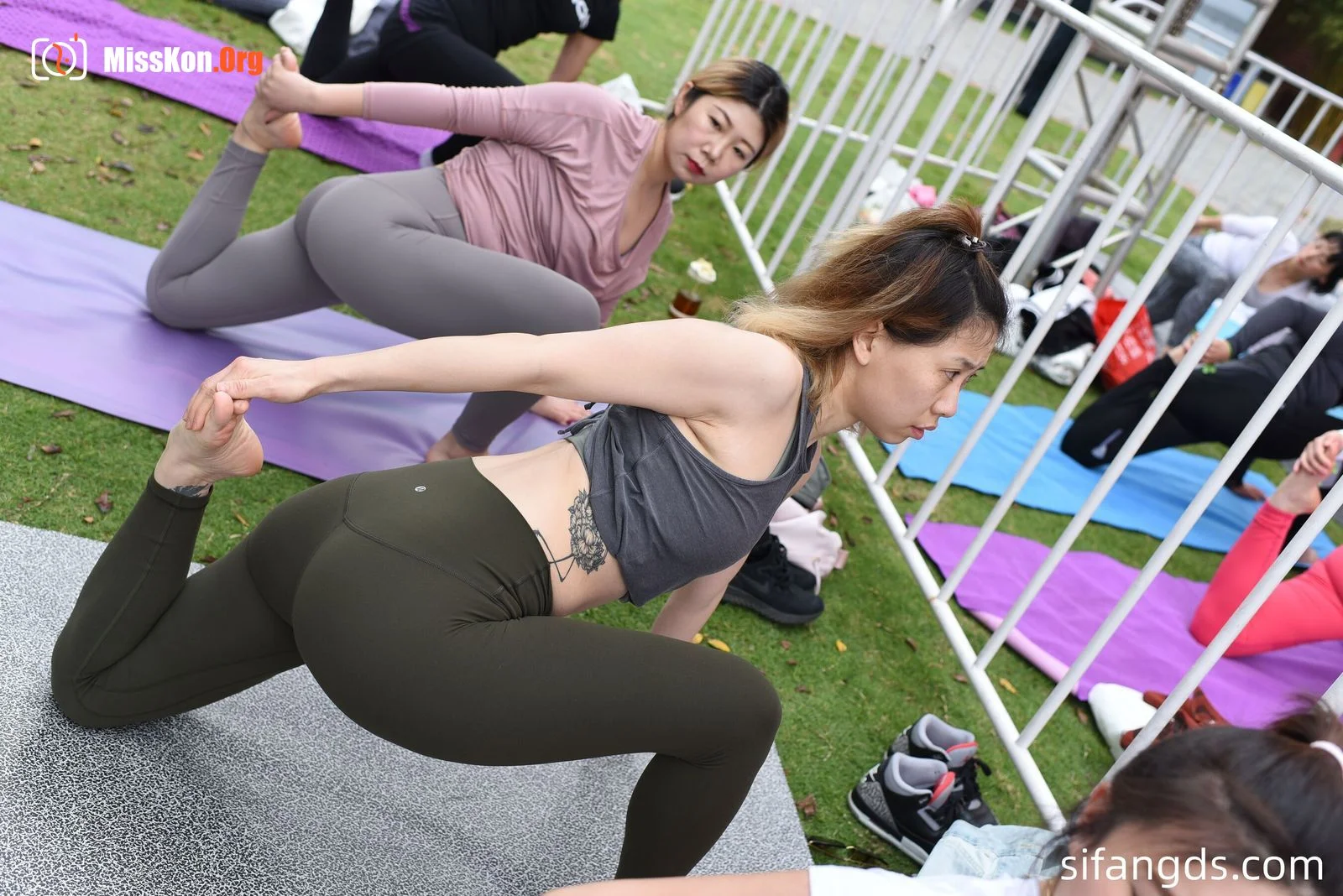 Chengdu Open-Air Yoga (Part 2) - Photo 15