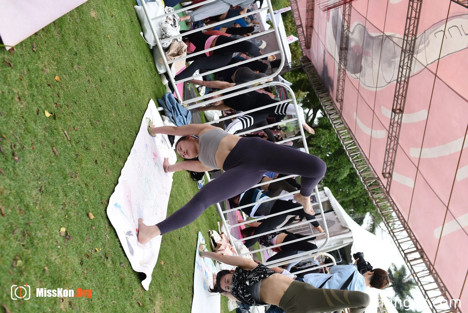 Chengdu Open-Air Yoga (Part 2) - Photo 17