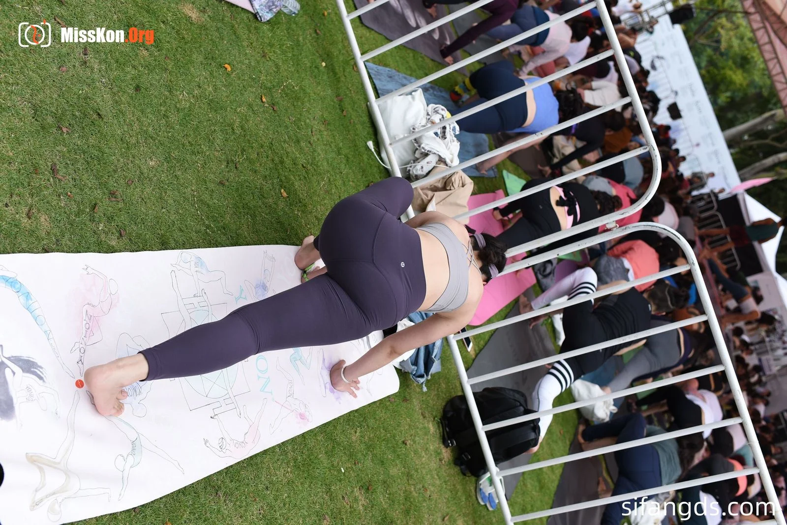 Chengdu Open-Air Yoga (Part 2) - Photo 19