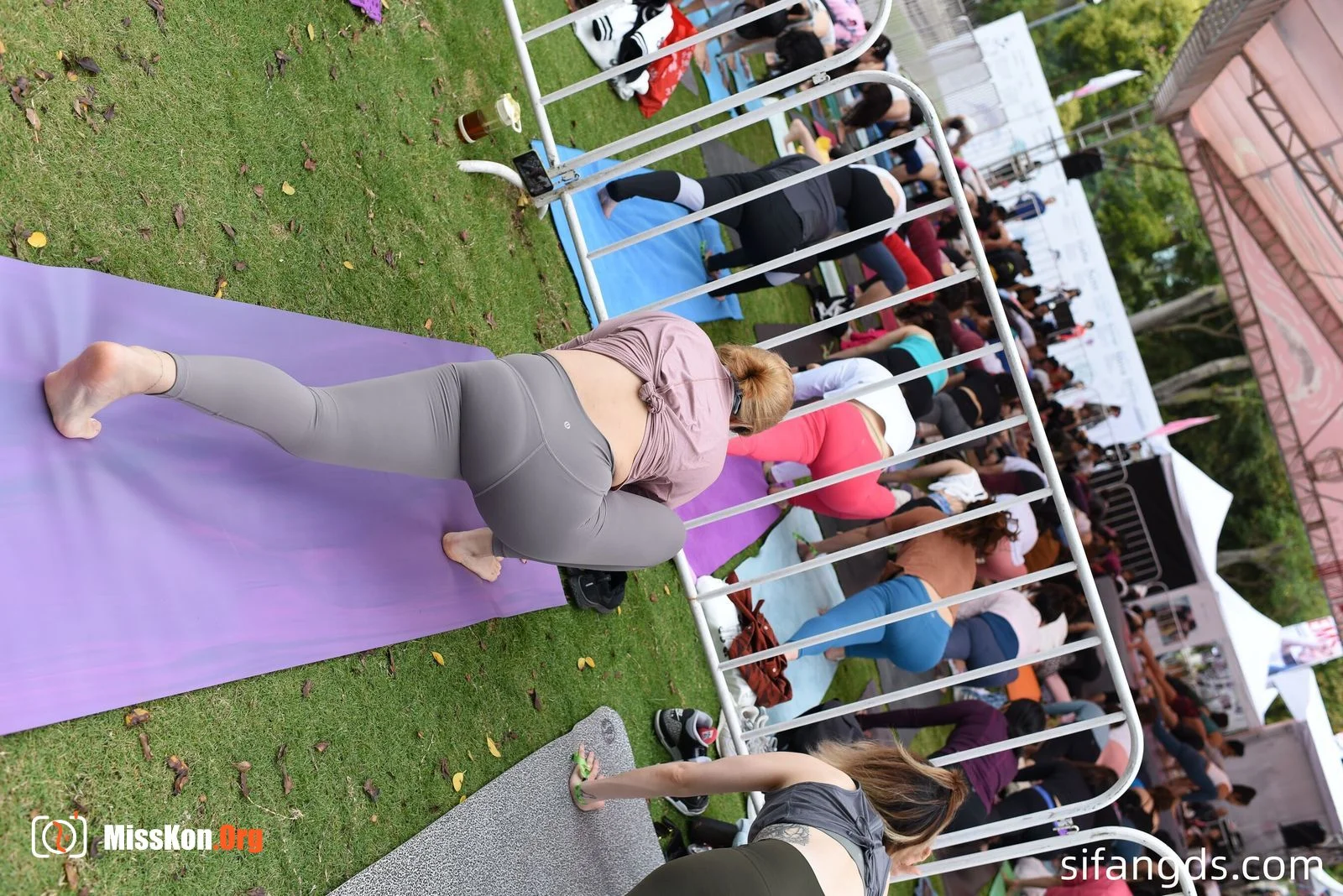 Chengdu Open-Air Yoga (Part 2) - Photo 2