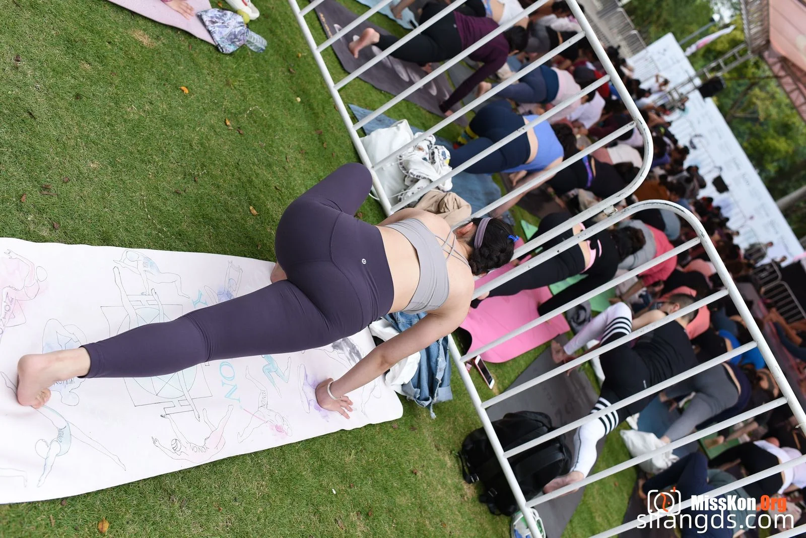 Chengdu Open-Air Yoga (Part 2) - Photo 20