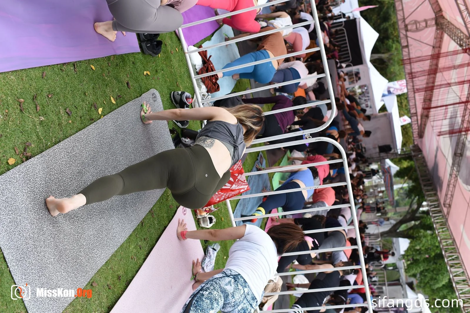 Chengdu Open-Air Yoga (Part 2) - Photo 7