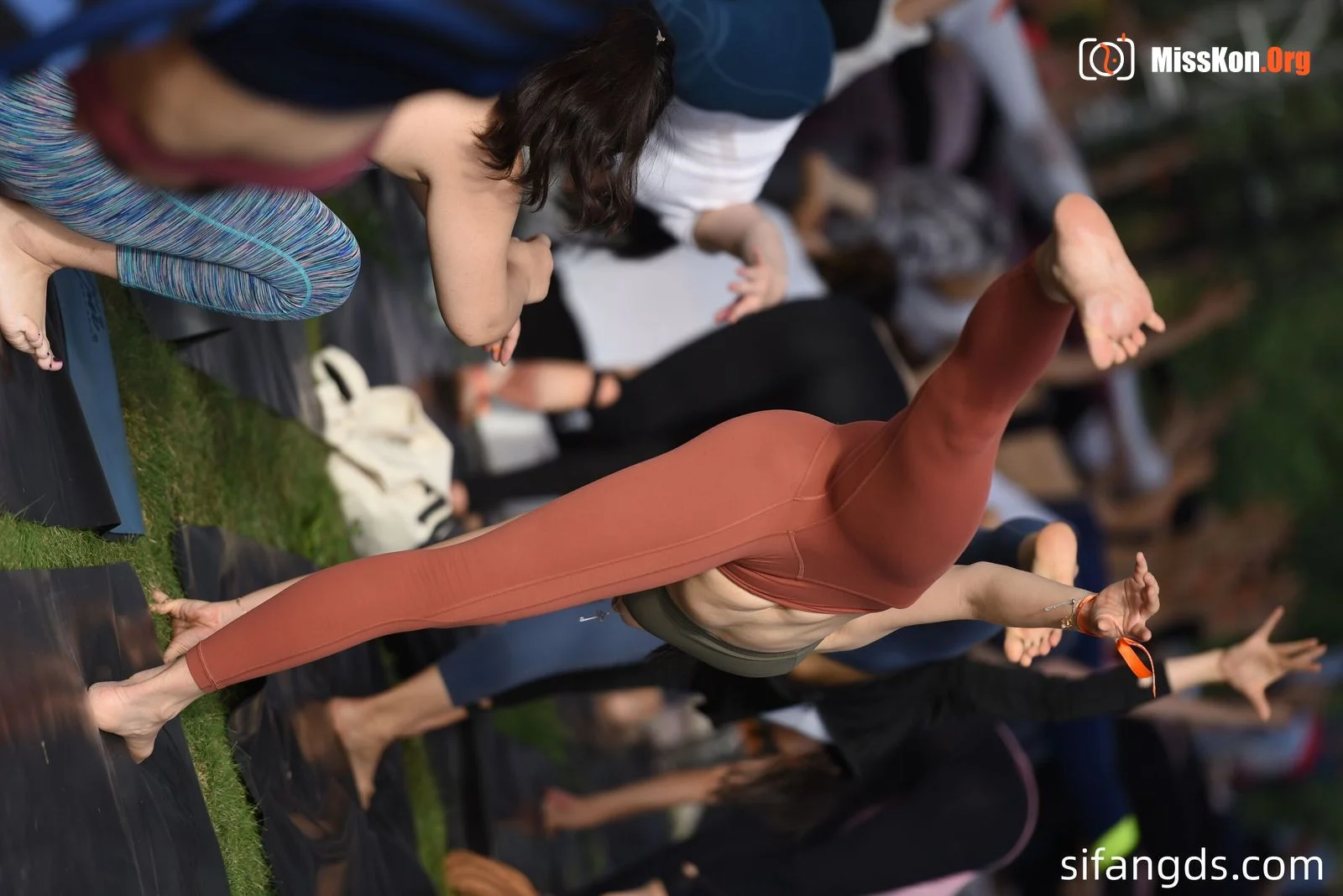 Chengdu Open-Air Yoga (Part 3) - Photo 11