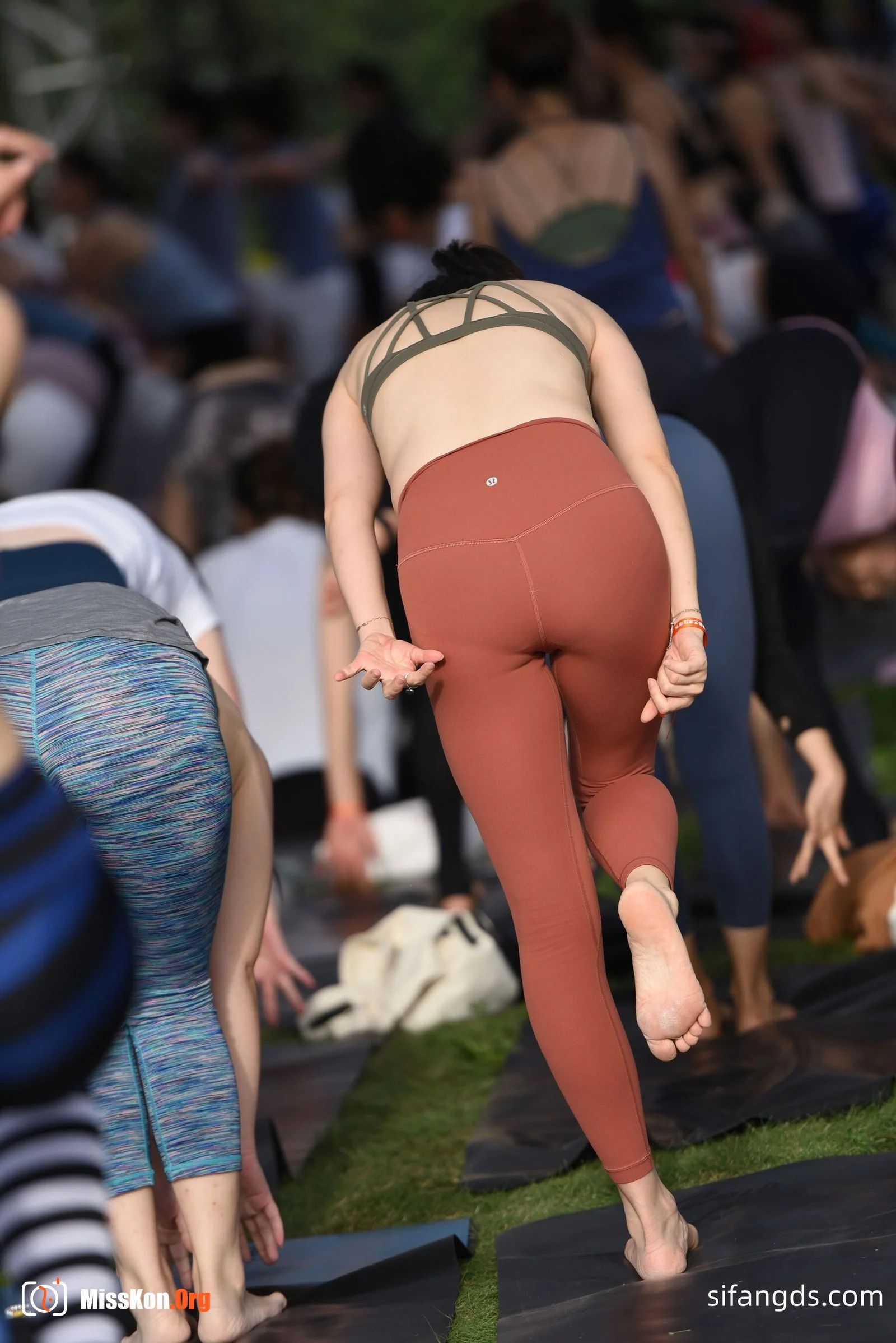 Chengdu Open-Air Yoga (Part 3) - Photo 16