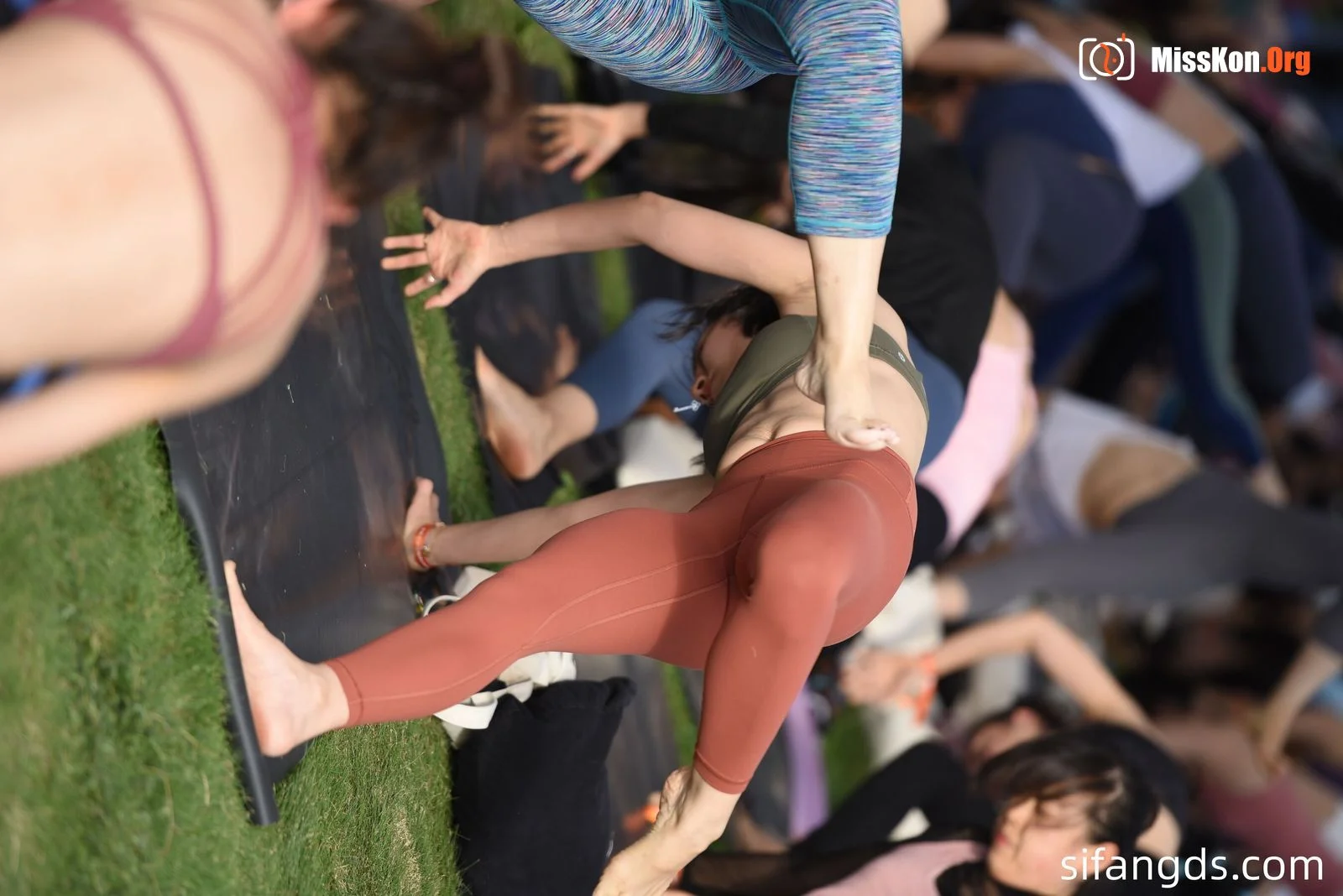 Chengdu Open-Air Yoga (Part 3) - Photo 2