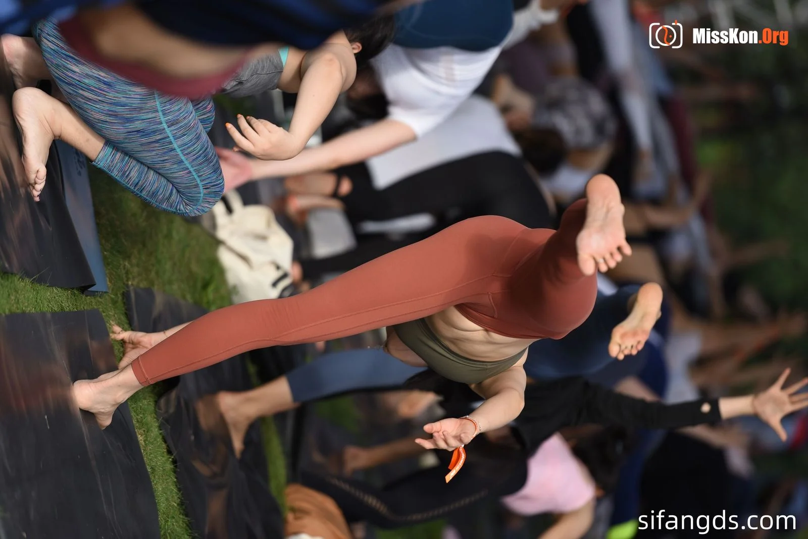 Chengdu Open-Air Yoga (Part 3) - Photo 4