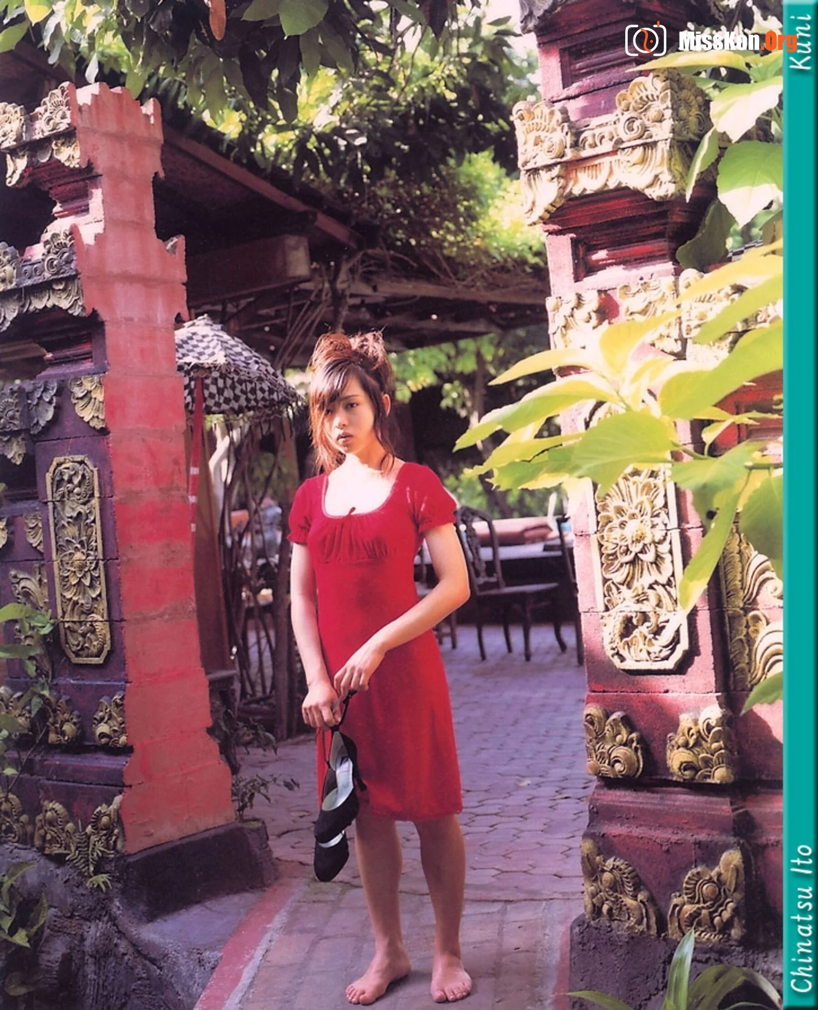 Chinatsu Ito - Photo 8