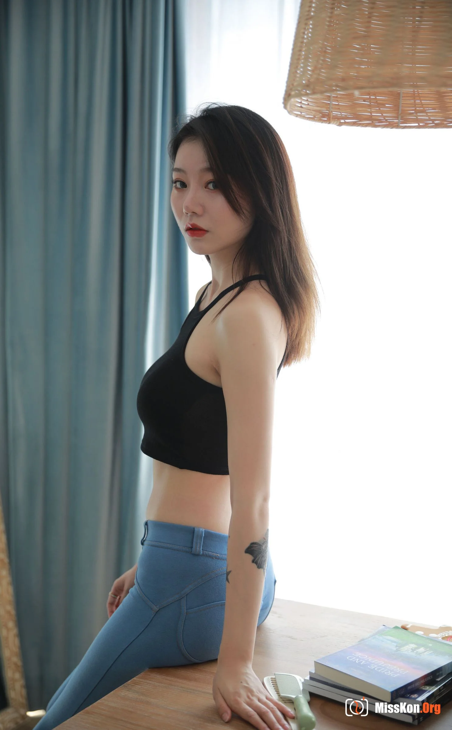 国模安然性感写真套图（2019-09-22） - 照片 2
