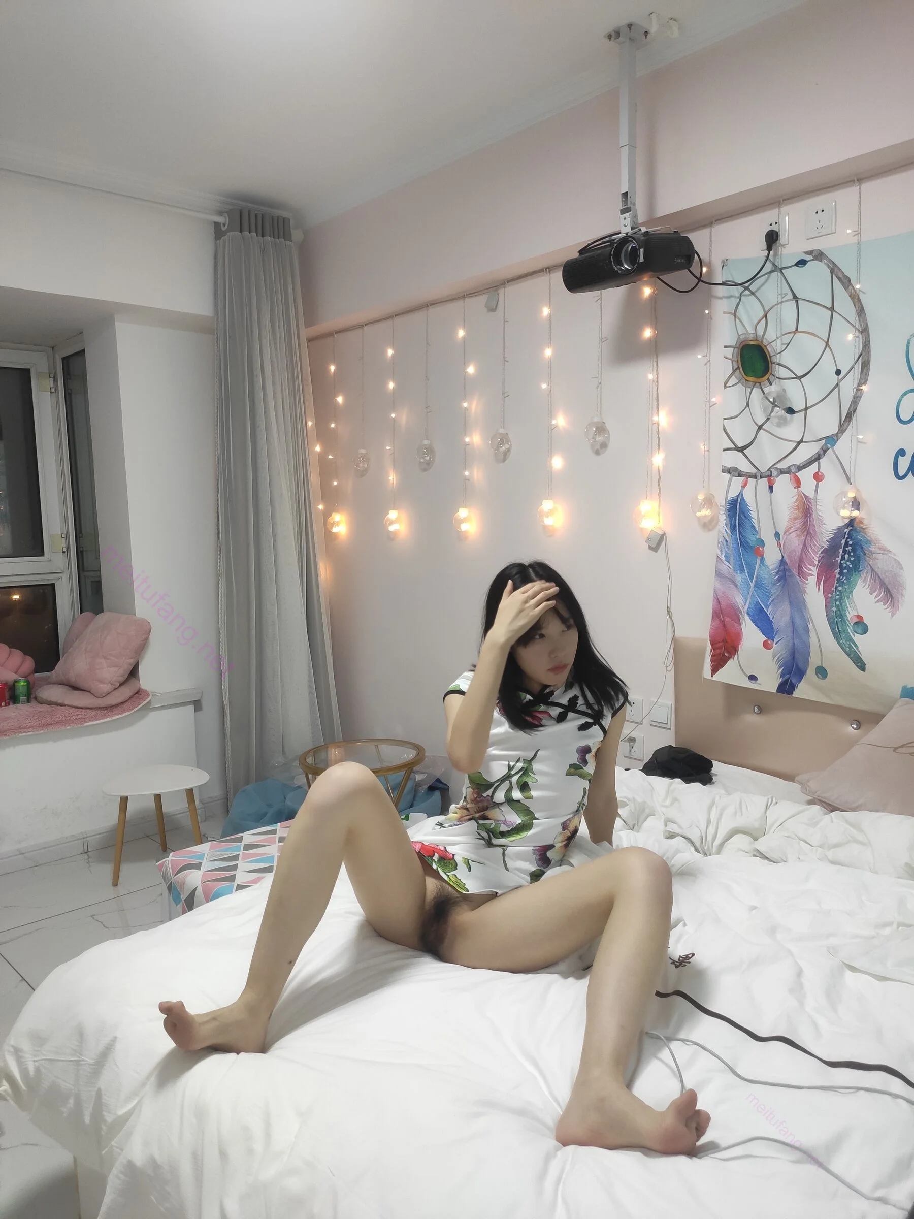 Chinese model Feifei (Gao Renfei) large-scale private photo shoot (2019-12-11)