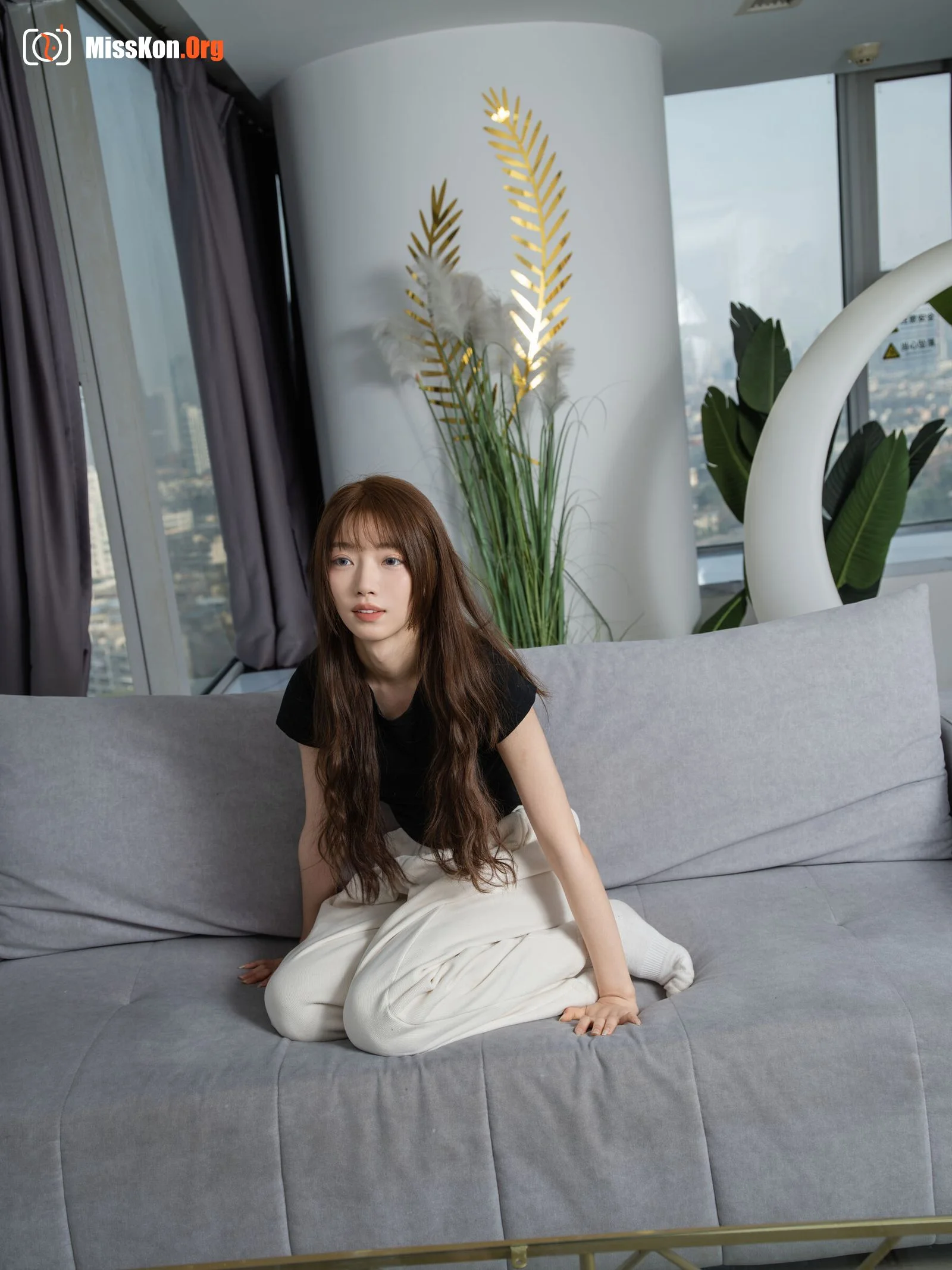 Chinese model Runrun's large-scale private photo shoot - Photo 15