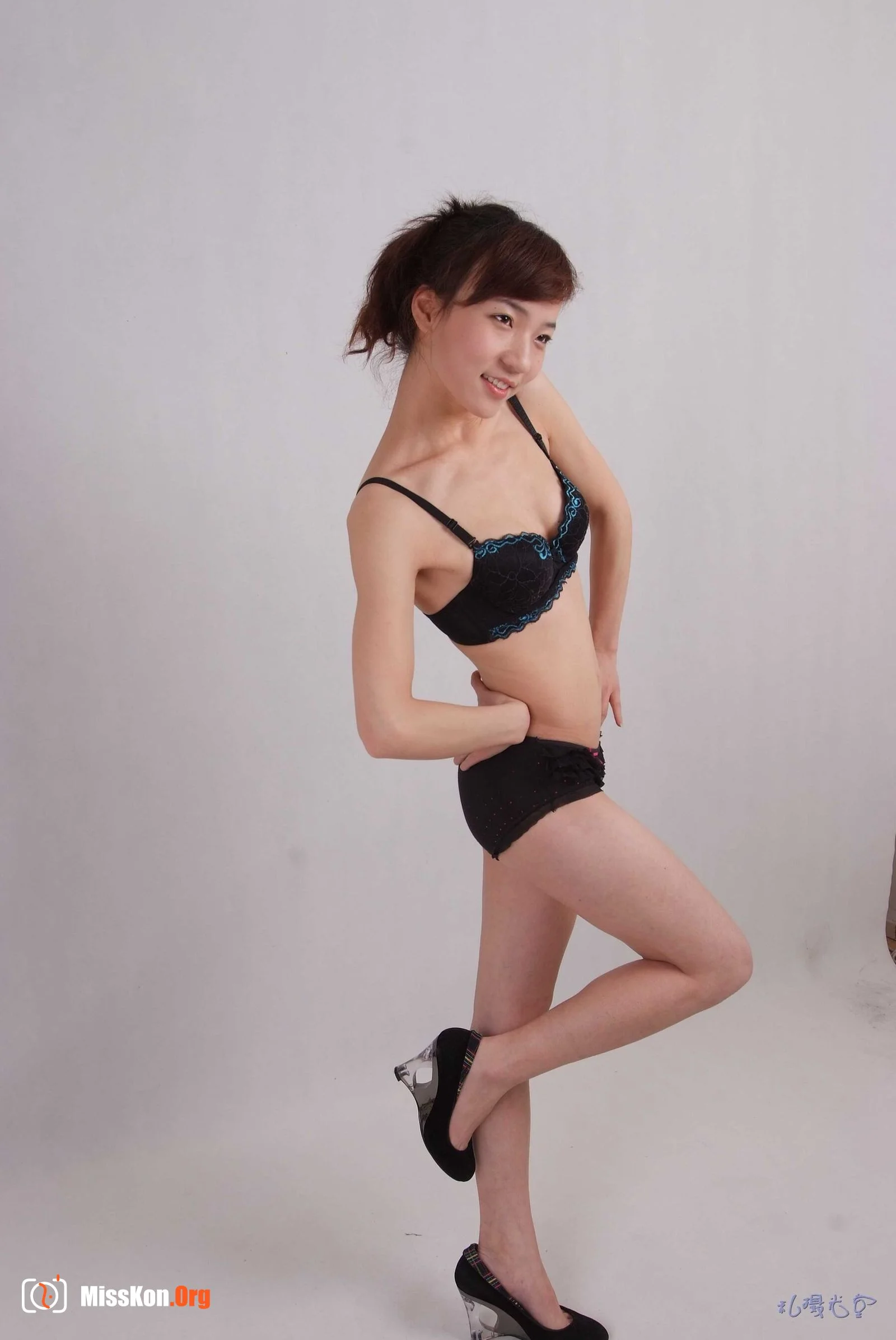 Chinese model Xiao Jing's large-scale private photo shoot (2010-03-14) - Photo 11