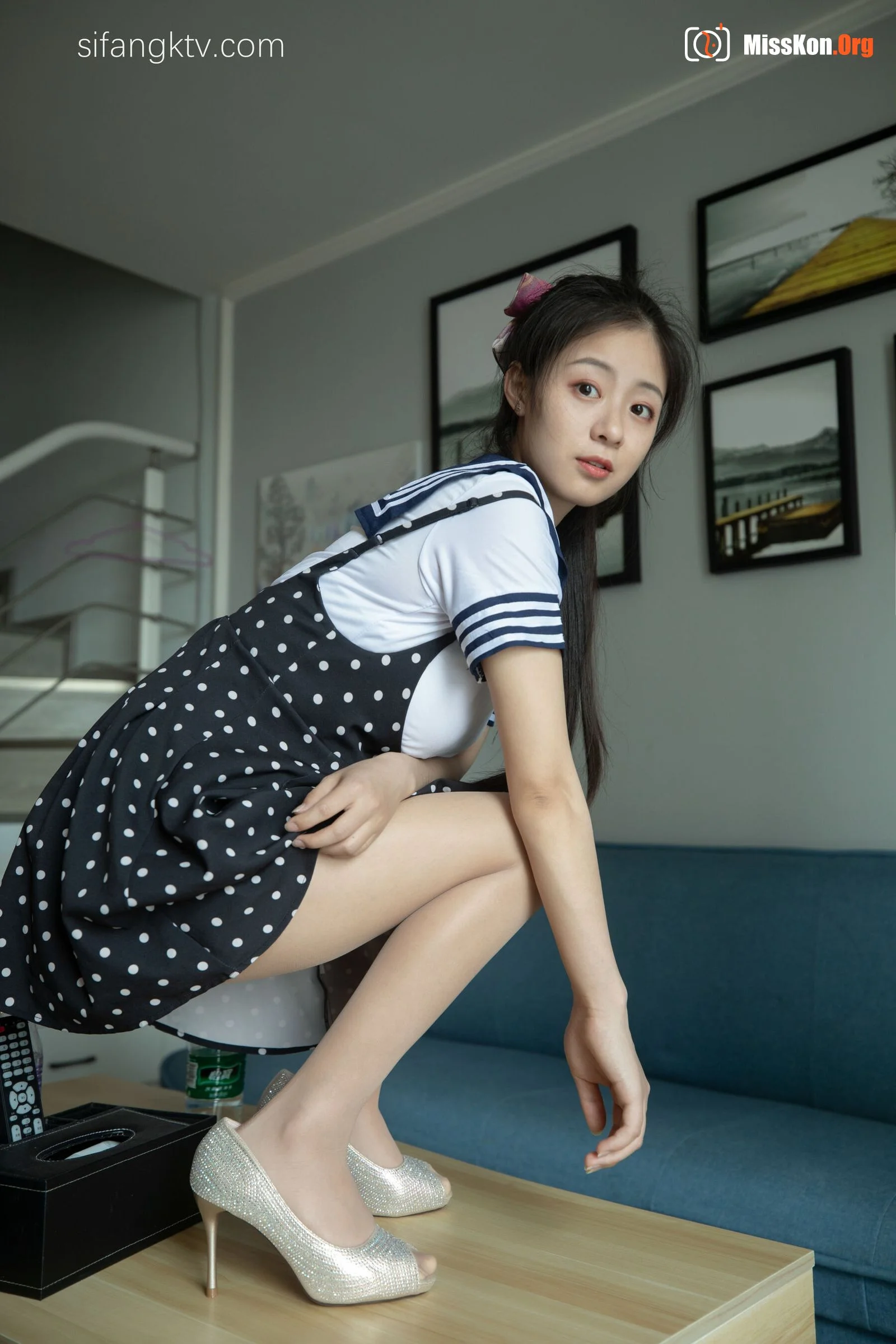 Chinese model Xiao Xin sexy photo set - Photo 13
