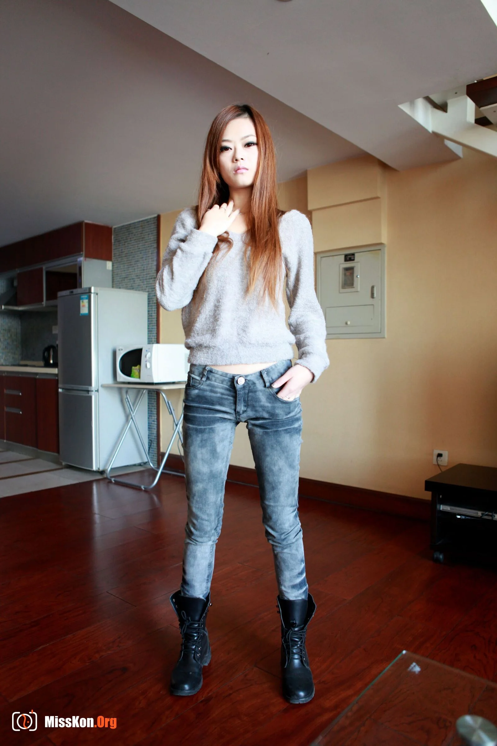 Chinese model Xiaoya's large-scale private photo shoot (2011-11-12) - Photo 2