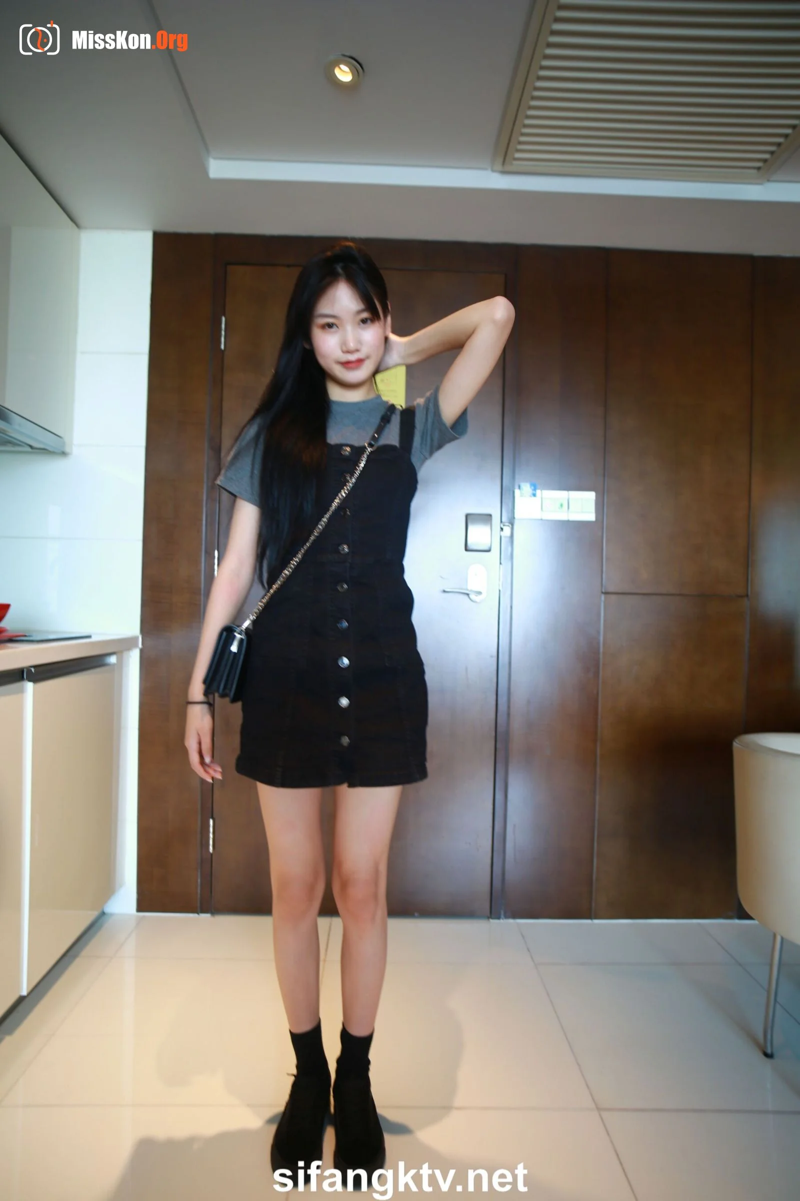 Chinese model Yifei's large-scale private photo shoot (2020-08-22) - Photo 2