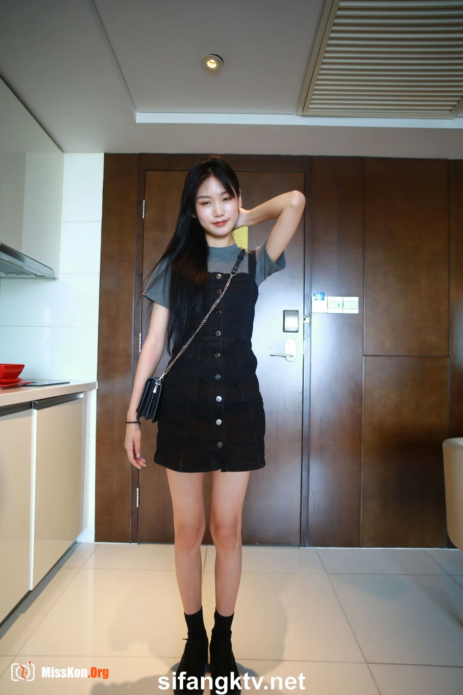 Chinese model Yifei's large-scale private photo shoot (2020-08-22) - Photo 3
