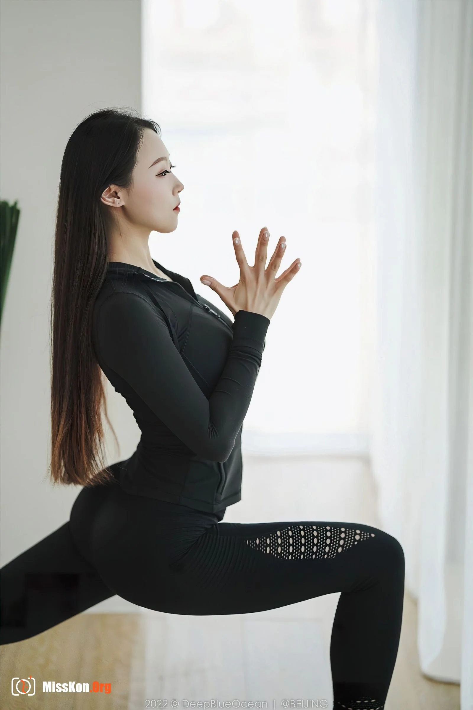 Chinese model Yumeng's large-scale private photo shoot - Photo 3