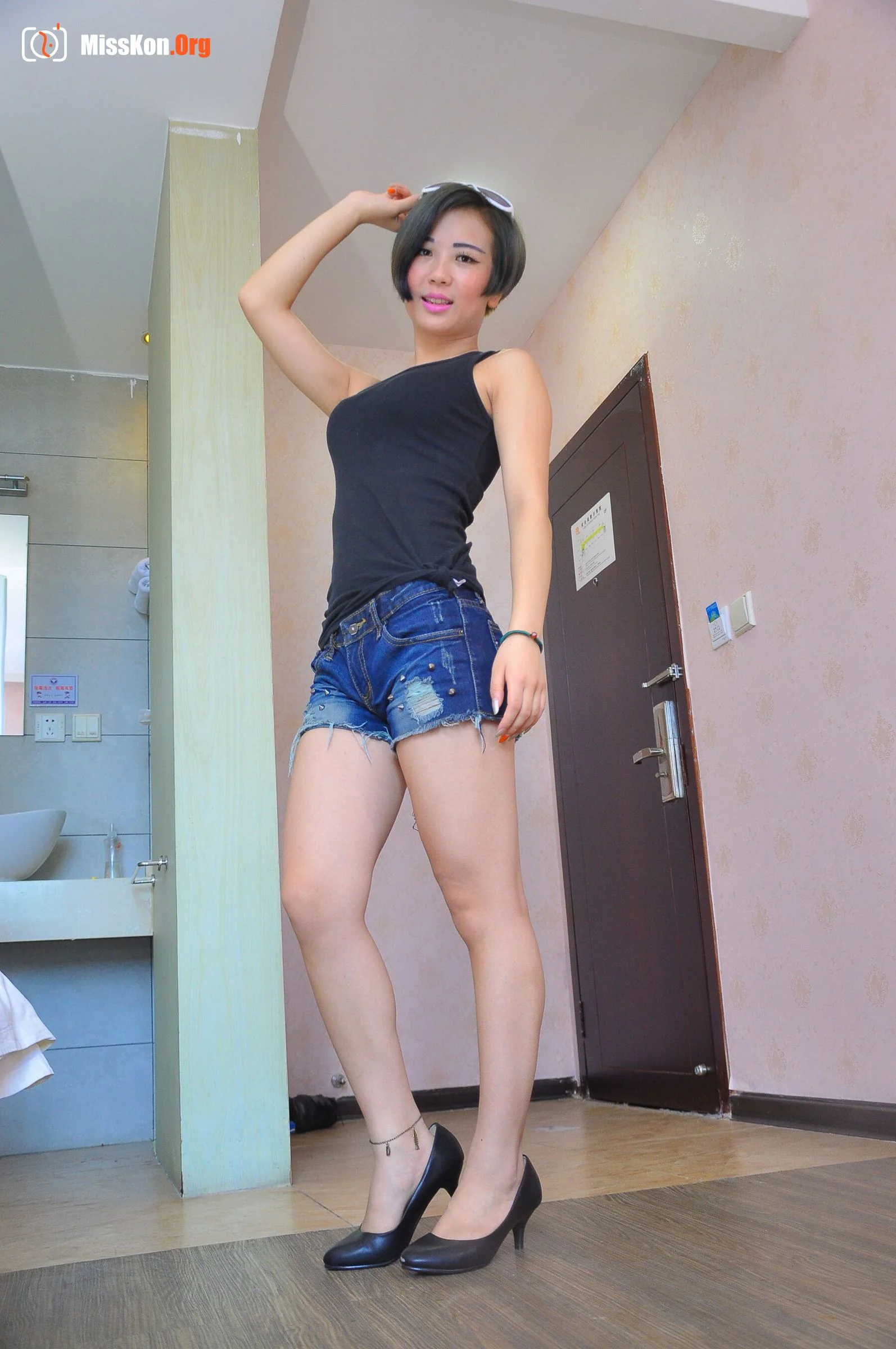 Chinese model Zi Xin's large-scale private photo shoot (2014-08-31) - Photo 7