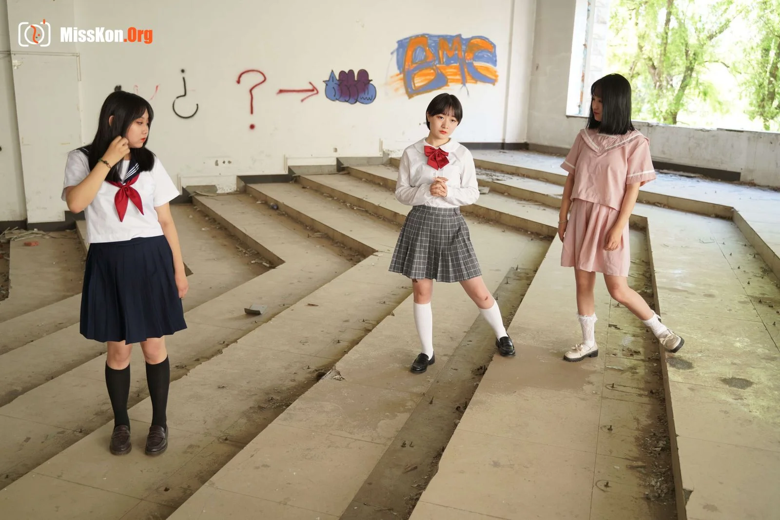 Chinese models Luo Luo & Tian Tian & Qi Qi's large-scale private photo shoot (2019-07-11) - Photo 12