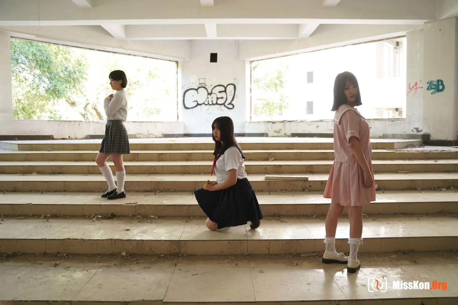 Chinese models Luo Luo & Tian Tian & Qi Qi's large-scale private photo shoot (2019-07-11) - Photo 4