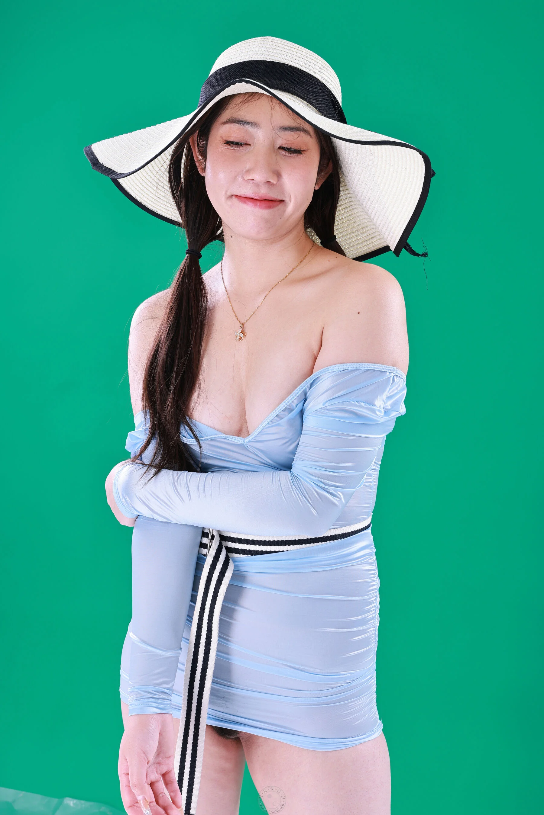 Chinese Models Photo Album: Ako