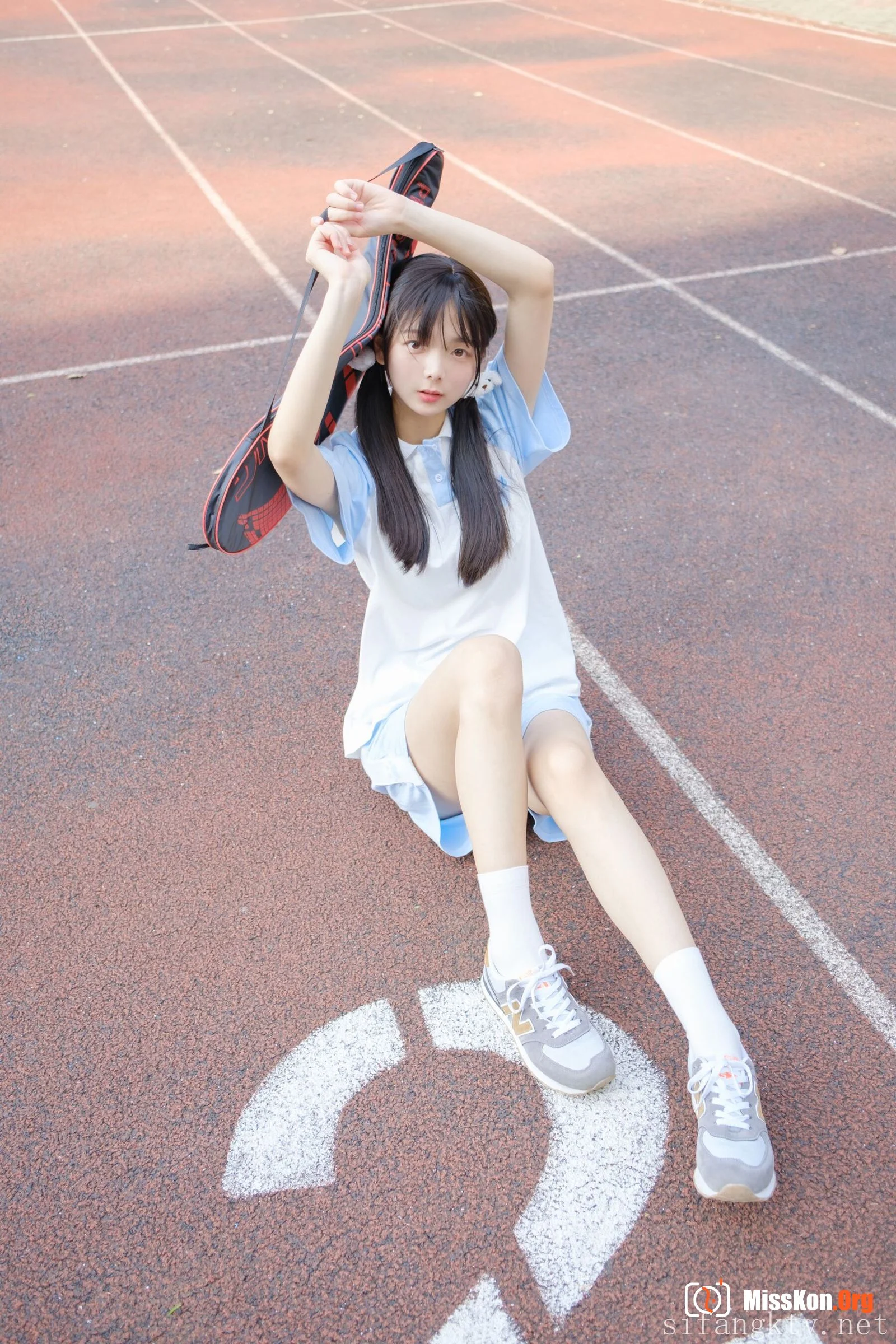 Chixi Yeye: sportswear - Photo 9
