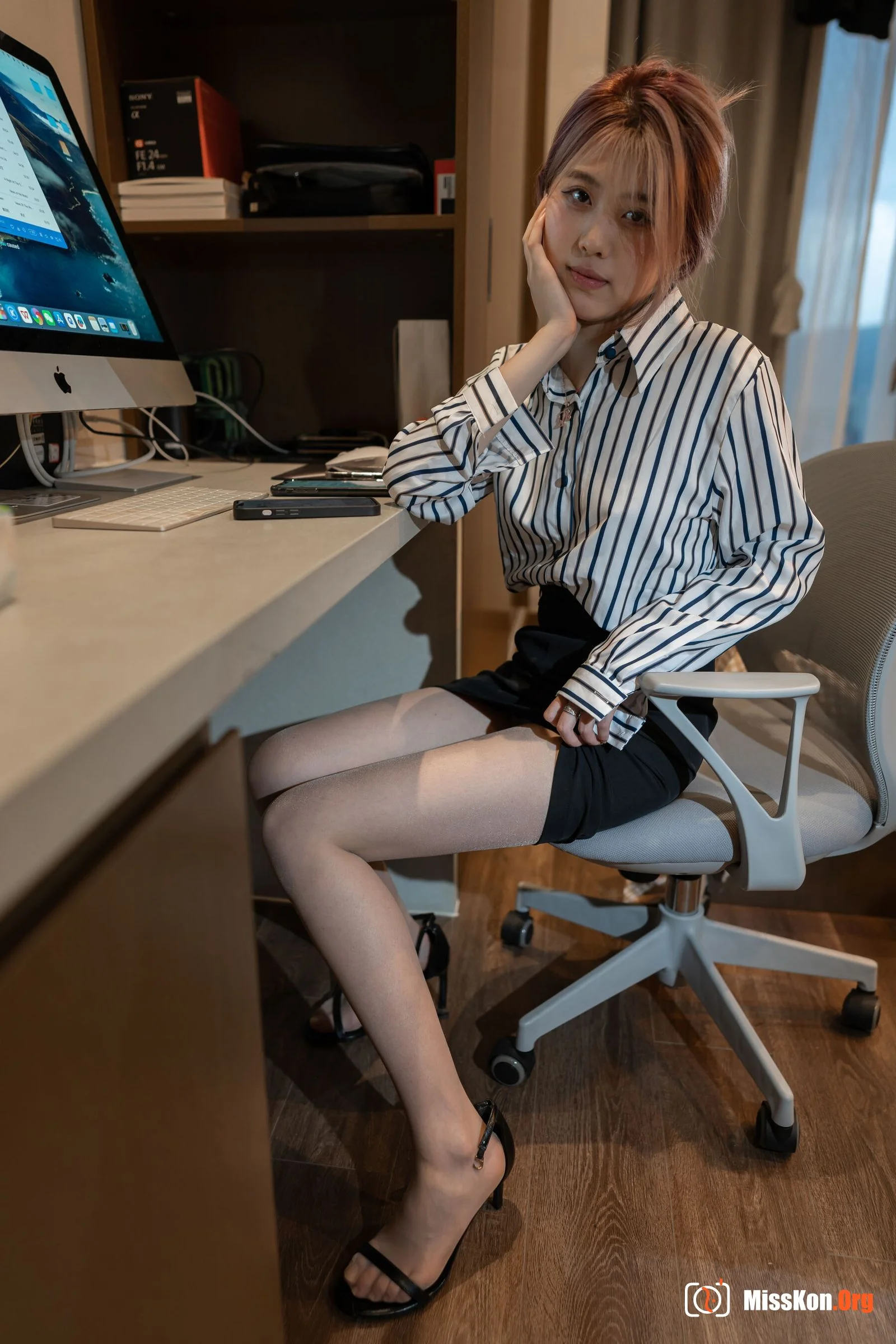 College girl (2023-05-16) - Photo 5