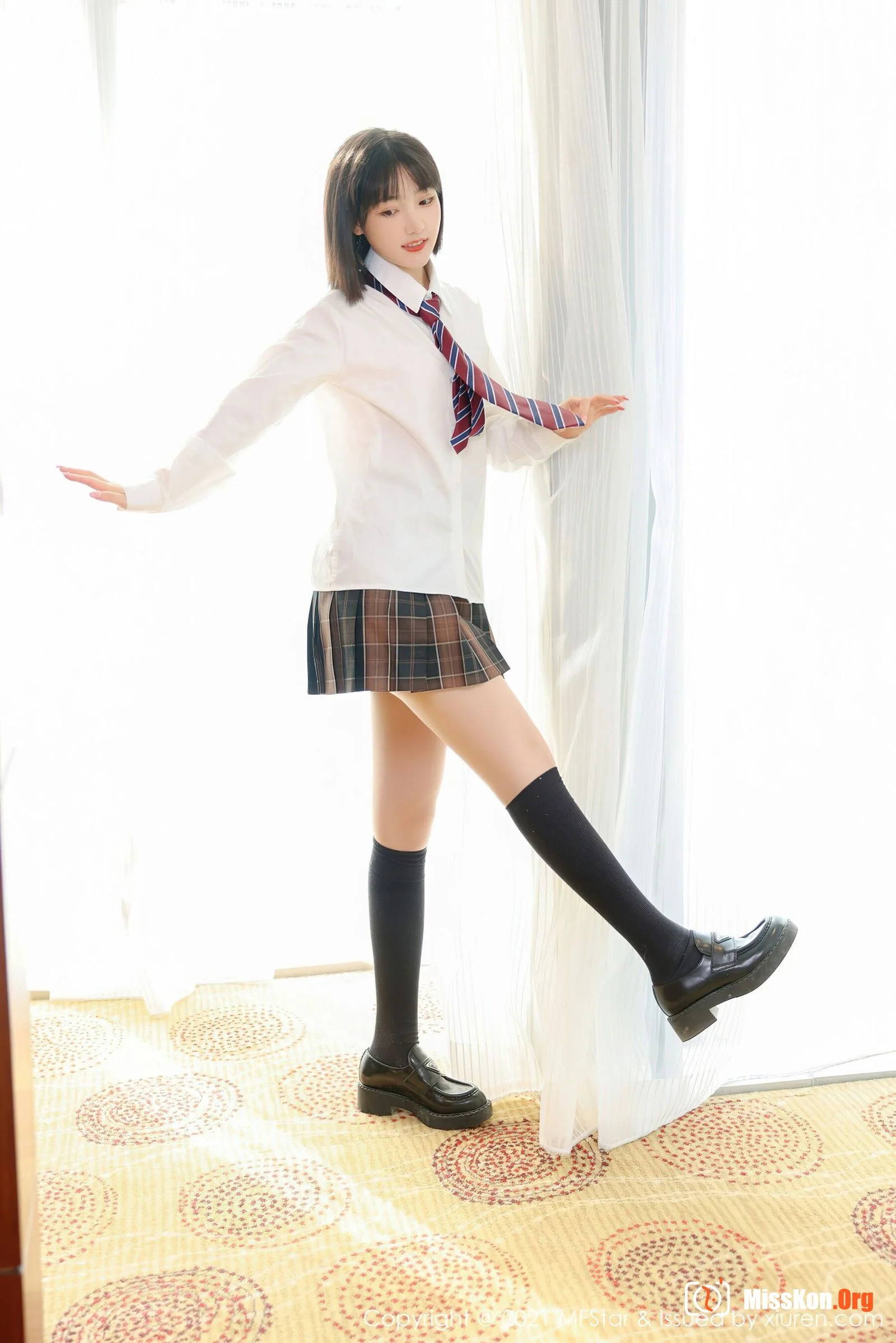 Cone Xiaotong - Photo 17