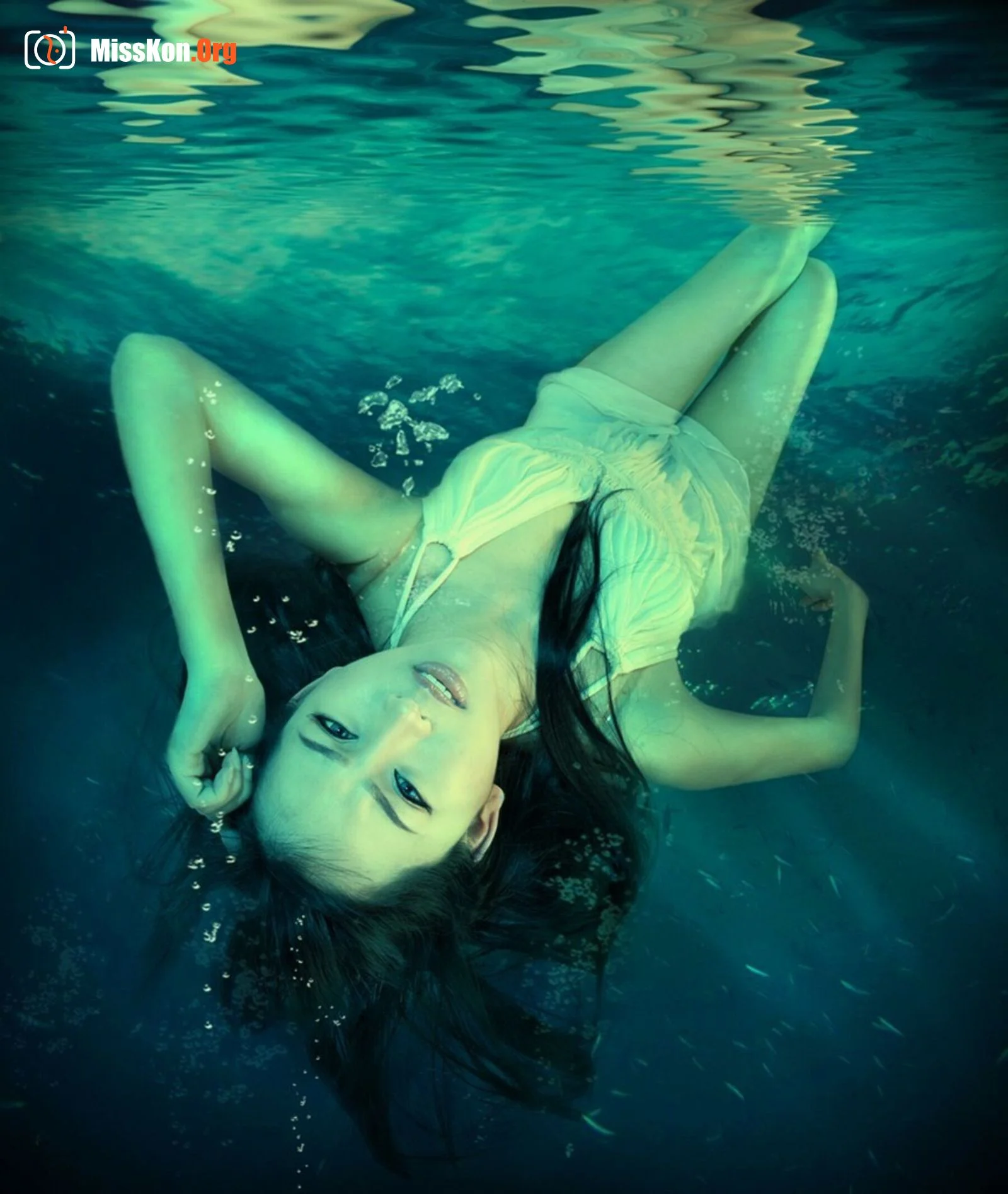 Crowdfunding Girl Series No.01 - Photo 3
