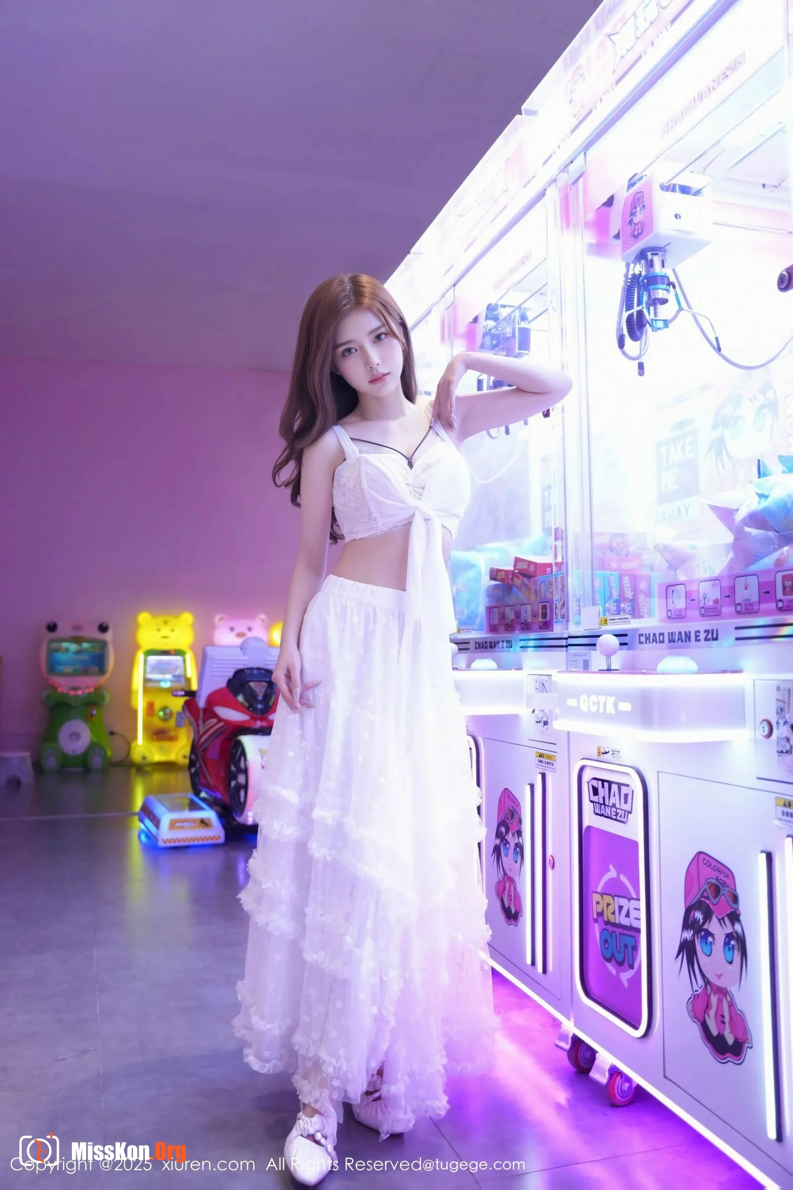 Cucumber Girl - Photo 11