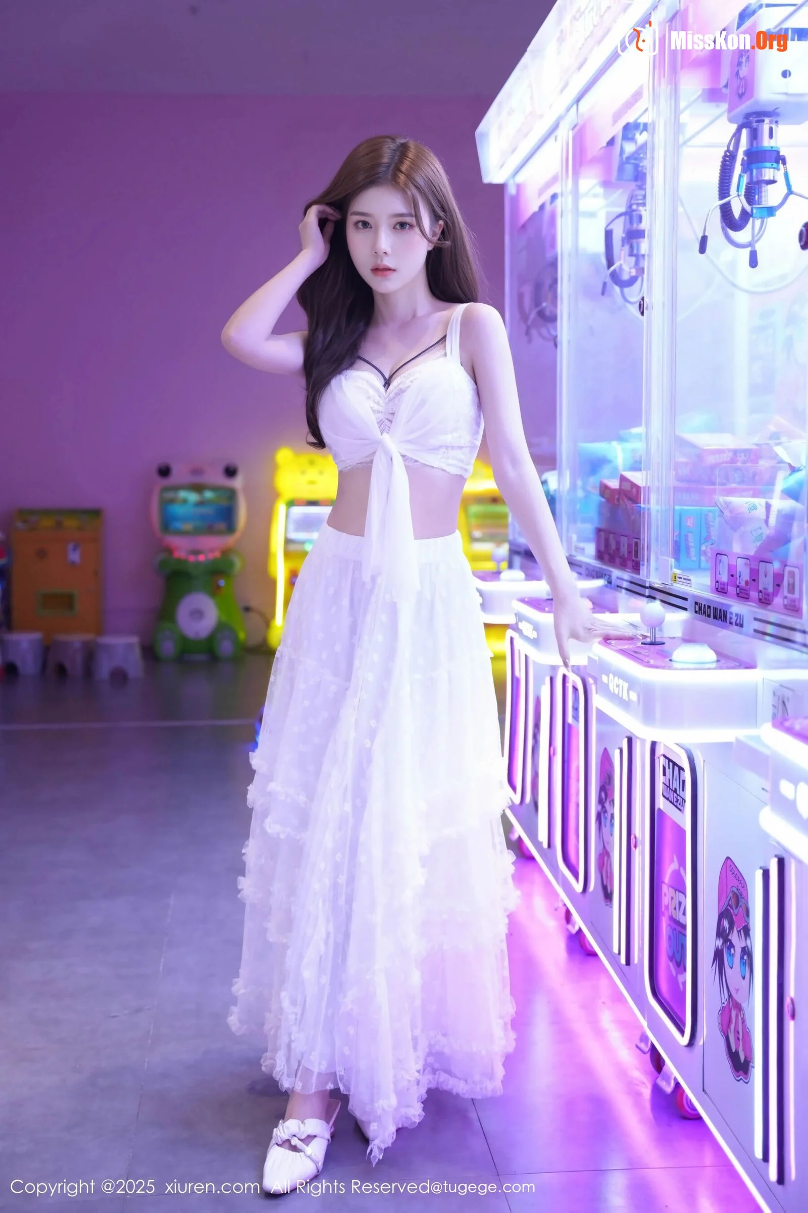 Cucumber Girl - Photo 4