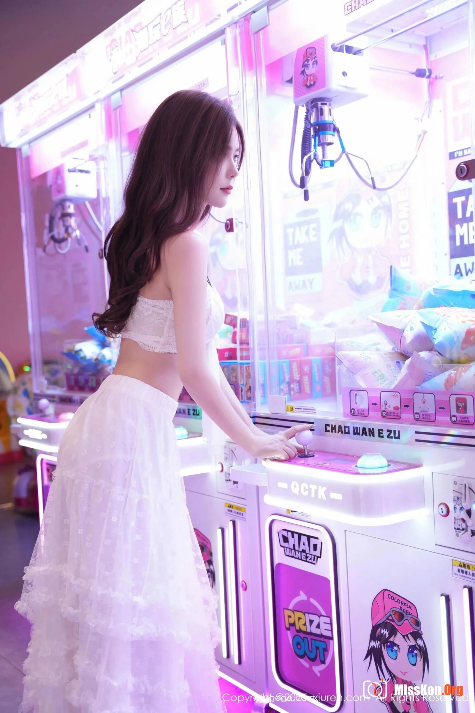 Cucumber Girl - Photo 6