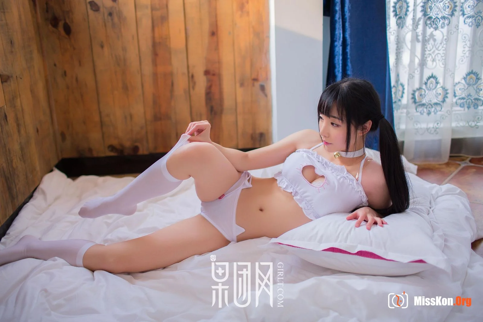 Cute sister - Photo 12